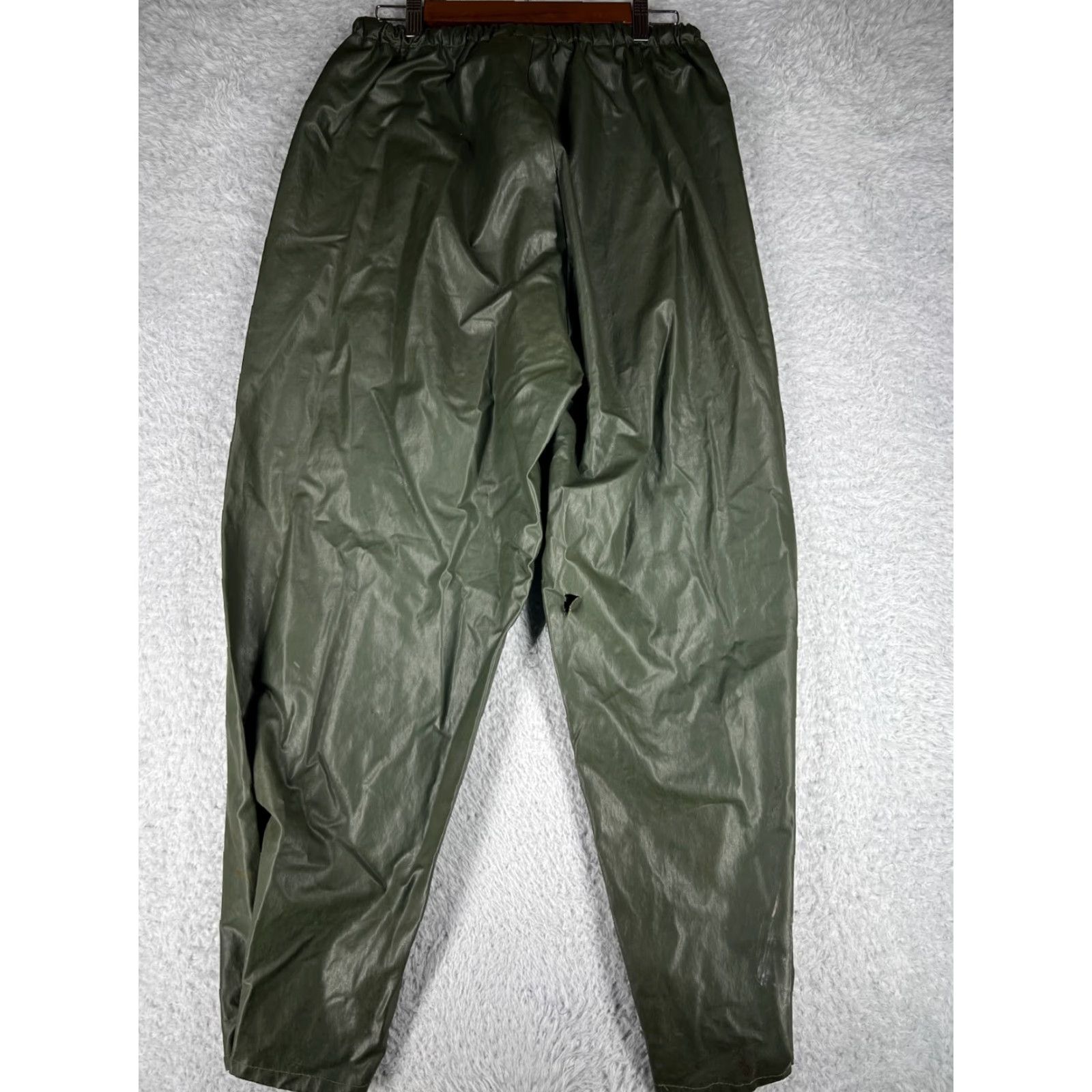 Bass Pro Shops Bass Pro Shops Pants Mens Large Green Waterproof Drawstring Fishing Sportswear Size US 34 / EU 50 - 2 Thumbnail