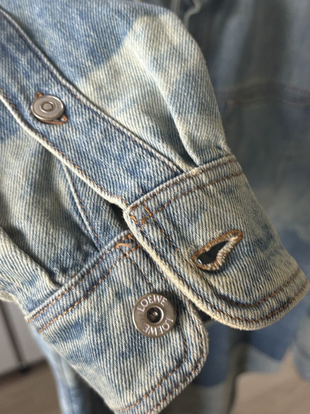 Loewe 🏄🏼‍♂️ LOEWE BLUE DENIM SURF WAVE SHIRT Size US XL / EU 56 / 4 - 14 Thumbnail
