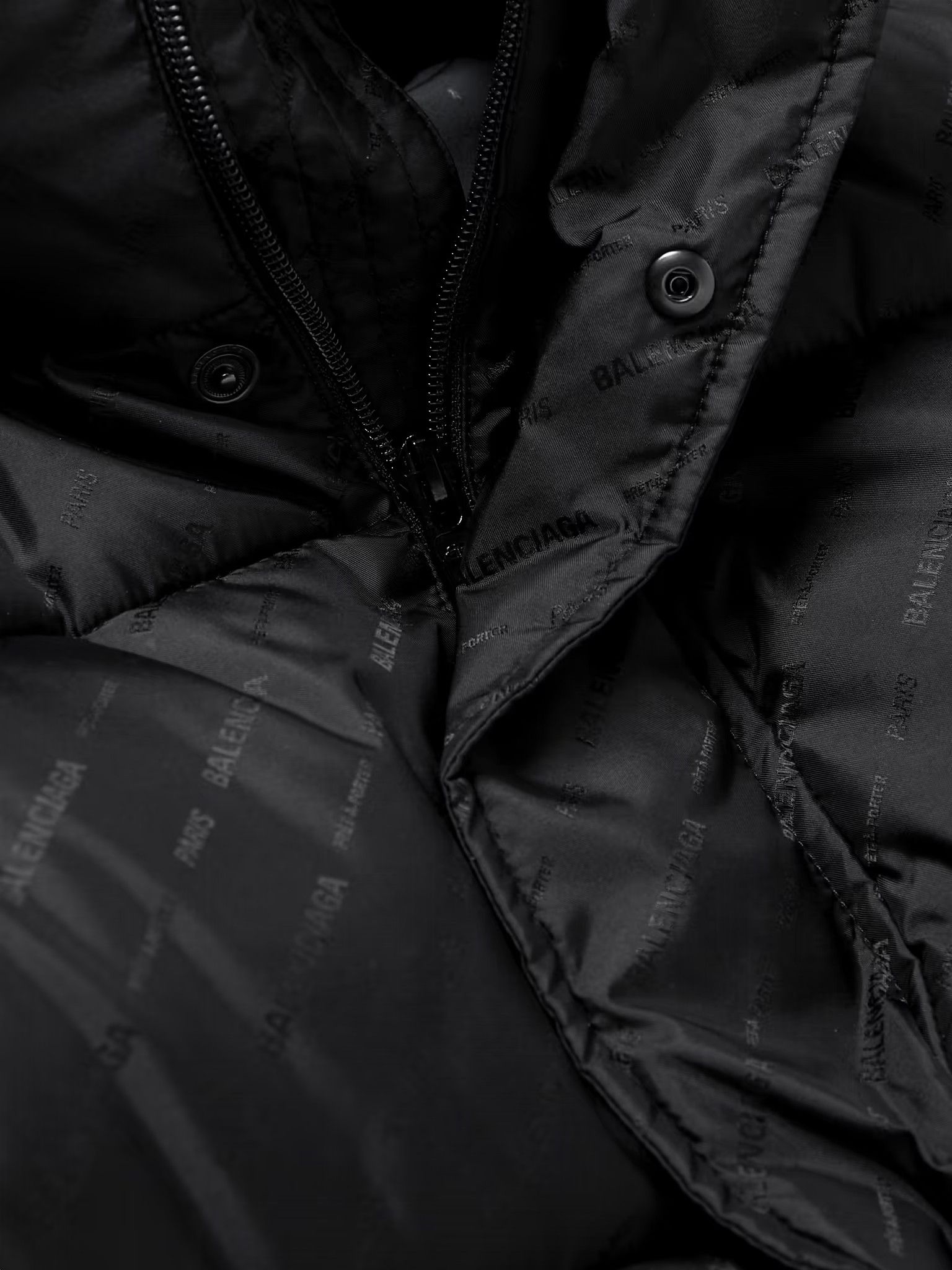 Balenciaga Balenciaga Oversized Quilted Logo Jacquard Puffer Jacket Size US L / EU 52-54 / 3 - 4 Thumbnail