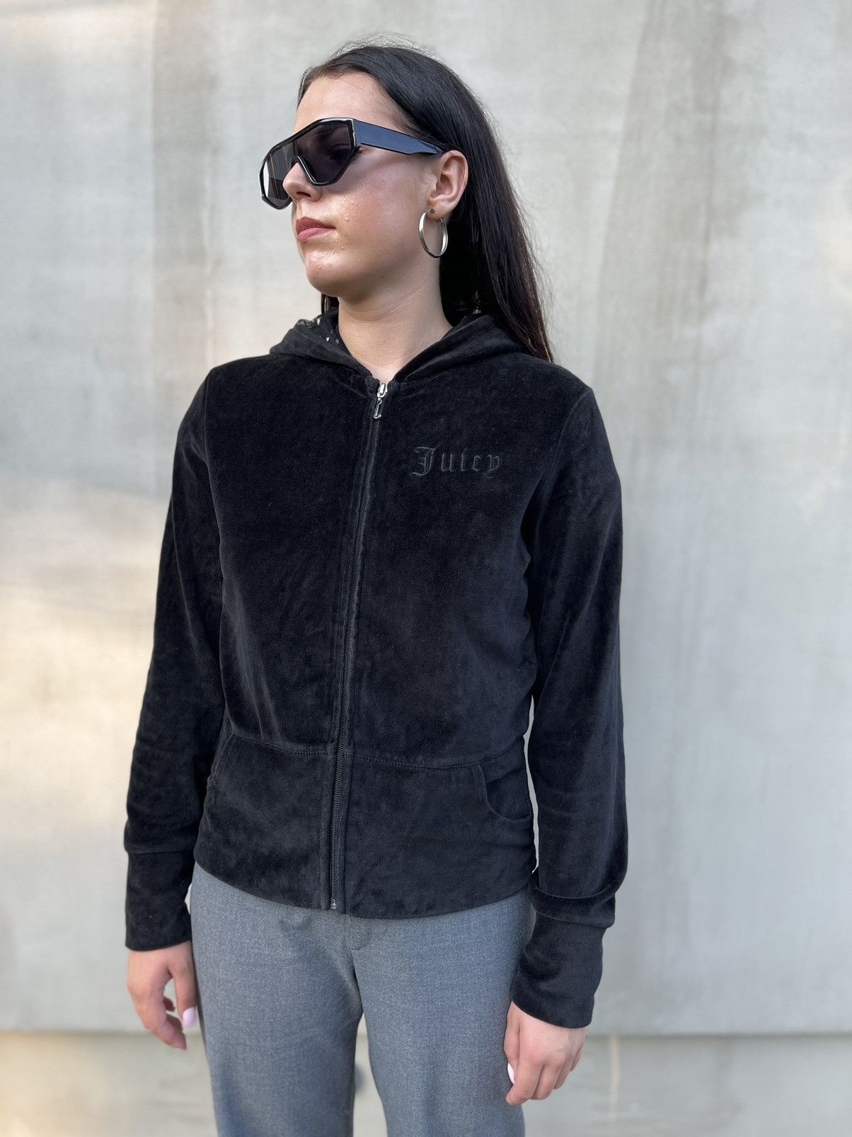 Juicy Couture Juicy Couture Women Zip Hoodie Velour Big Logo Black Size L Size L / US 10 / IT 46 - 2 Thumbnail