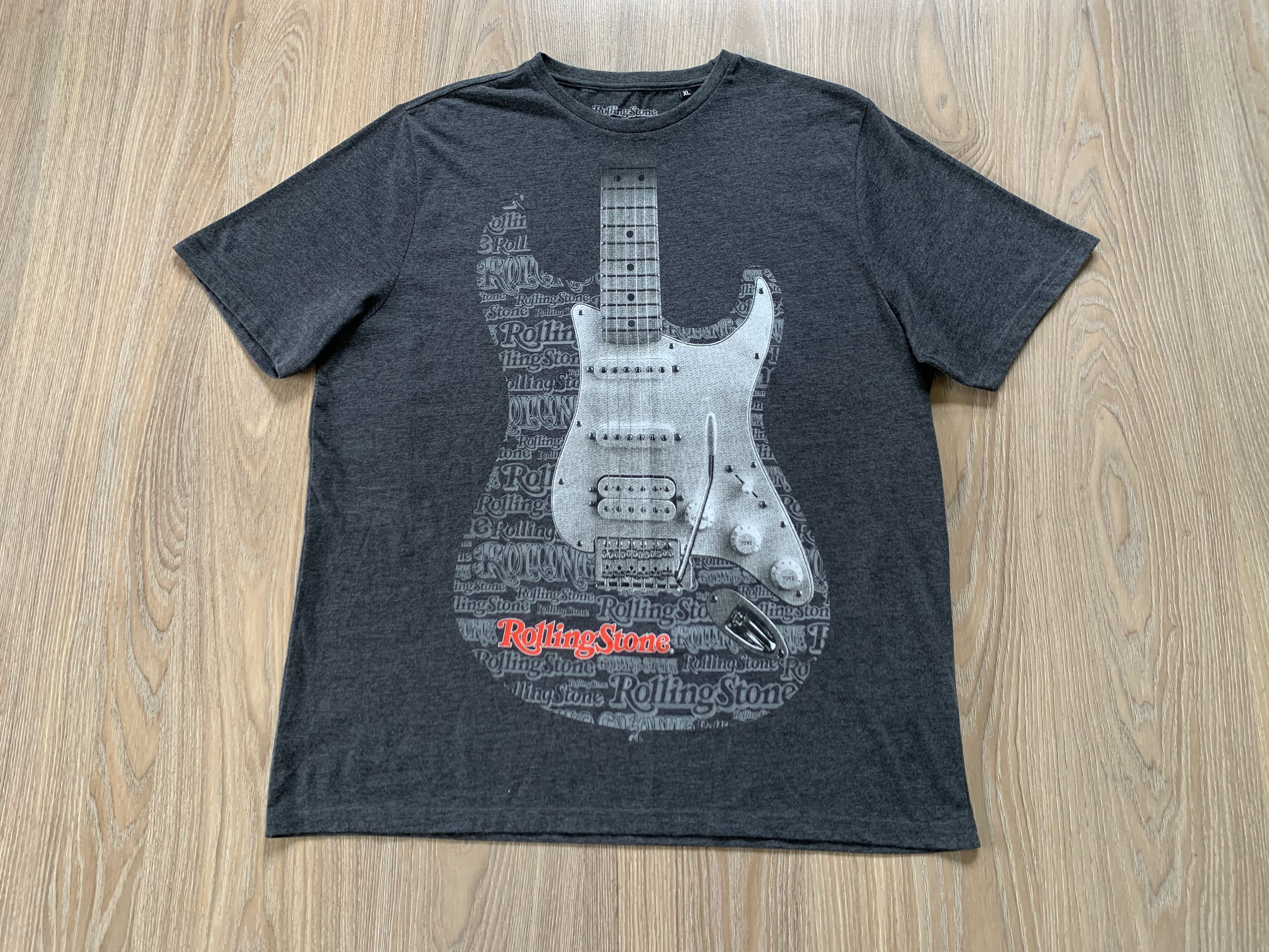 The Rolling Stones The Rolling Stones Big Guitar Logo T-Shirt 2014 Size US XL / EU 56 / 4 - 2 Thumbnail