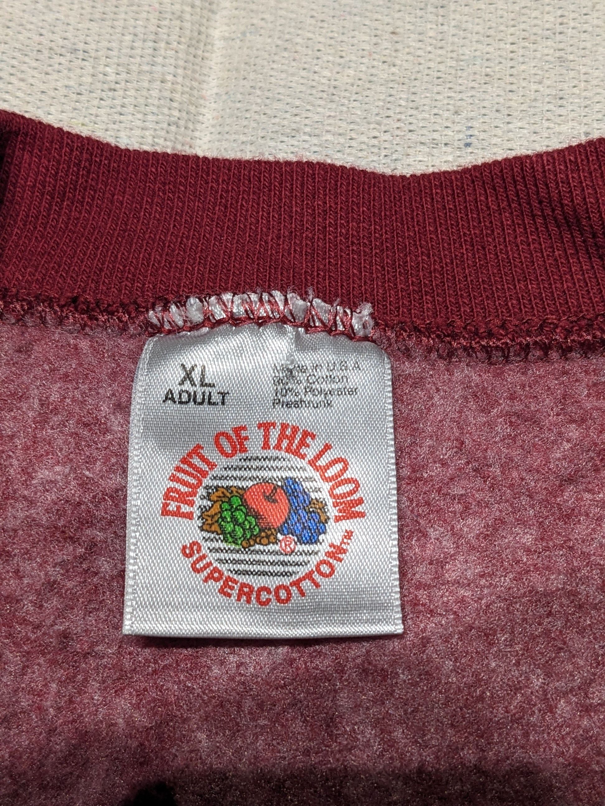 Fruit Of The Loom Vintage Burgundy FotL made in USA crewneck men's XL Size US XL / EU 56 / 4 - 6 Thumbnail