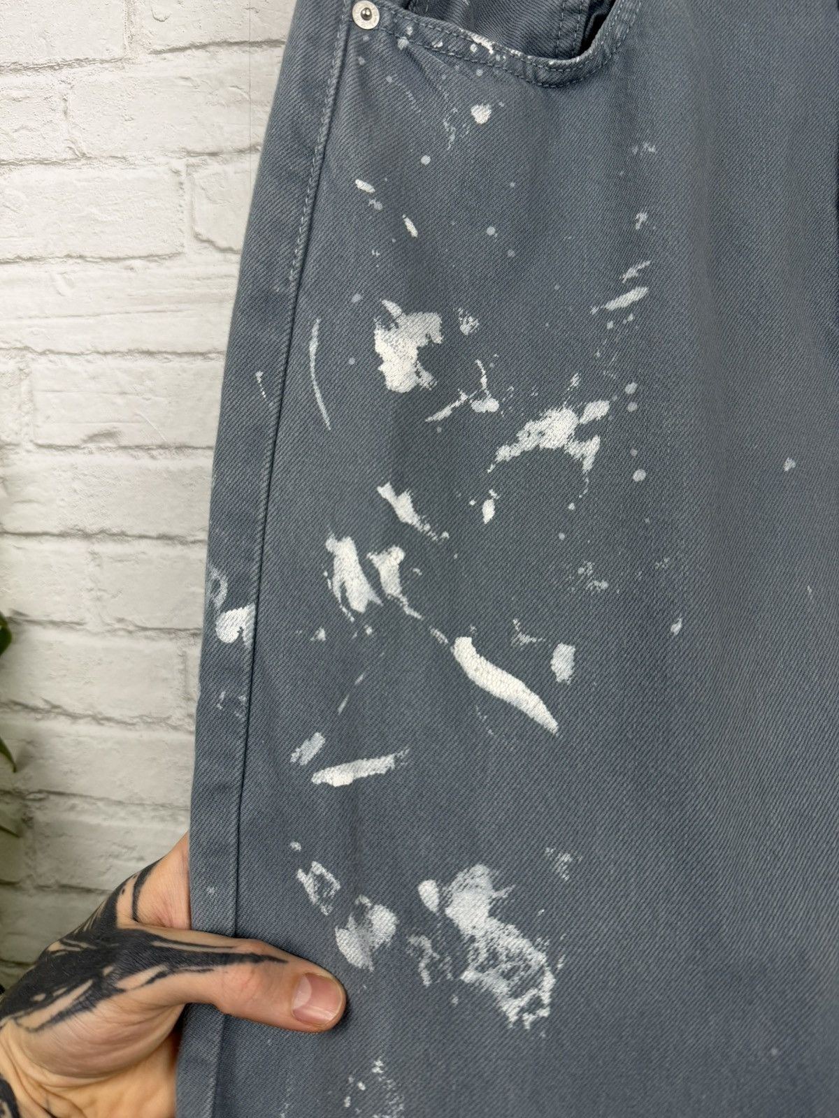 Levi's (33x33) PAINT THRASHED FADED Blue Levi’s 501 Jeans Size US 33 - 4 Thumbnail