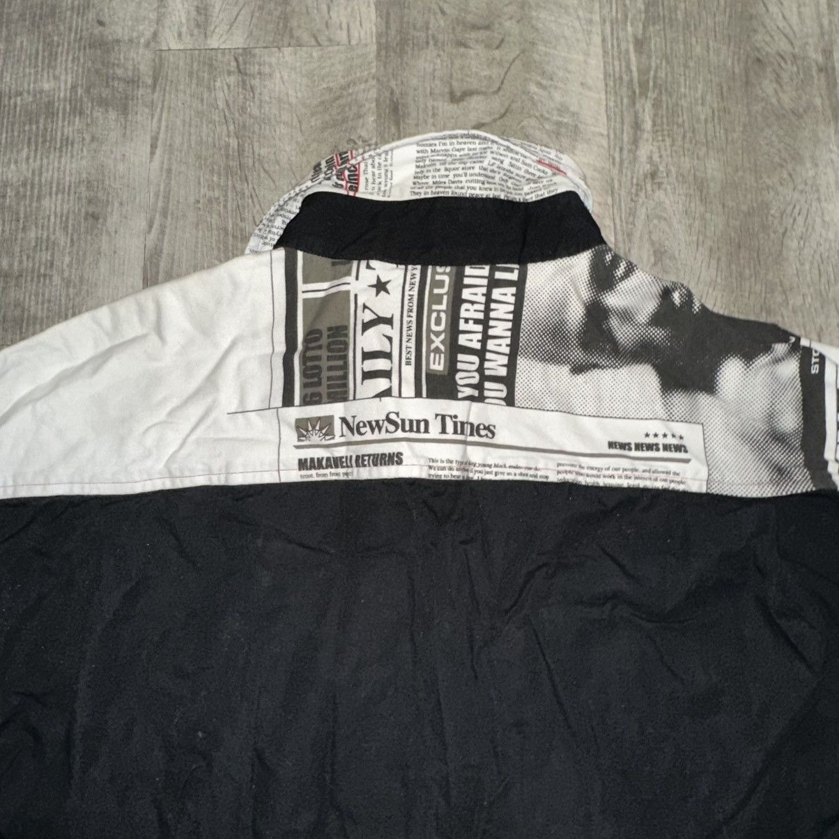 Makaveli MAKAVELI Mens XXXL Tupac Newspaper Print Button Shirt Size US XXL / EU 58 / 5 - 6 Thumbnail