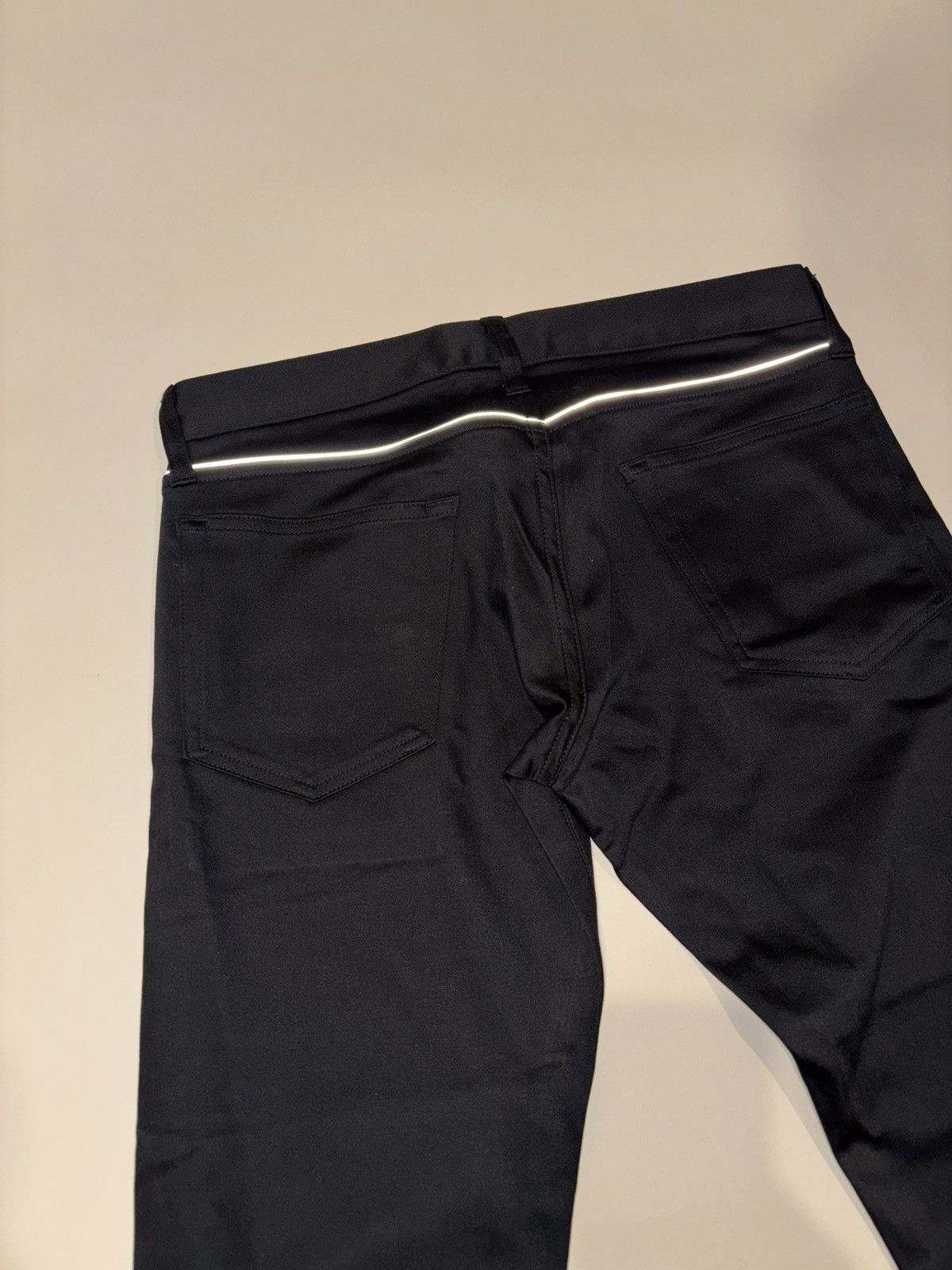 Undercover Undercover SS08 ‘Summer Madness’ Bee Patch Skinny Jeans Size US 28 / EU 44 - 7 Thumbnail