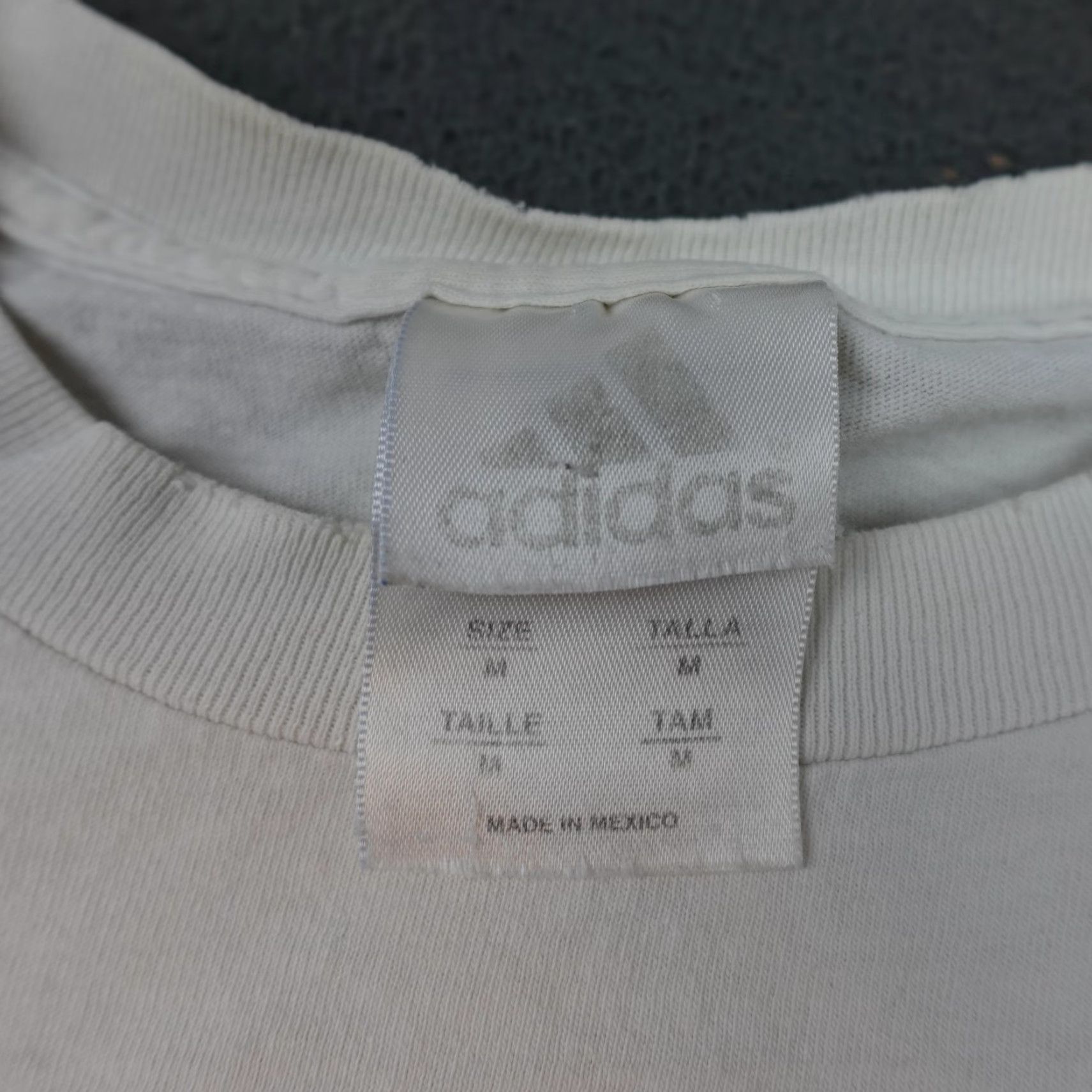 Adidas VINTAGE adidas Shirt Mens Medium White Gothic Logo Stripe Graphic Mexico Size US M / EU 48-50 / 2 - 5 Thumbnail