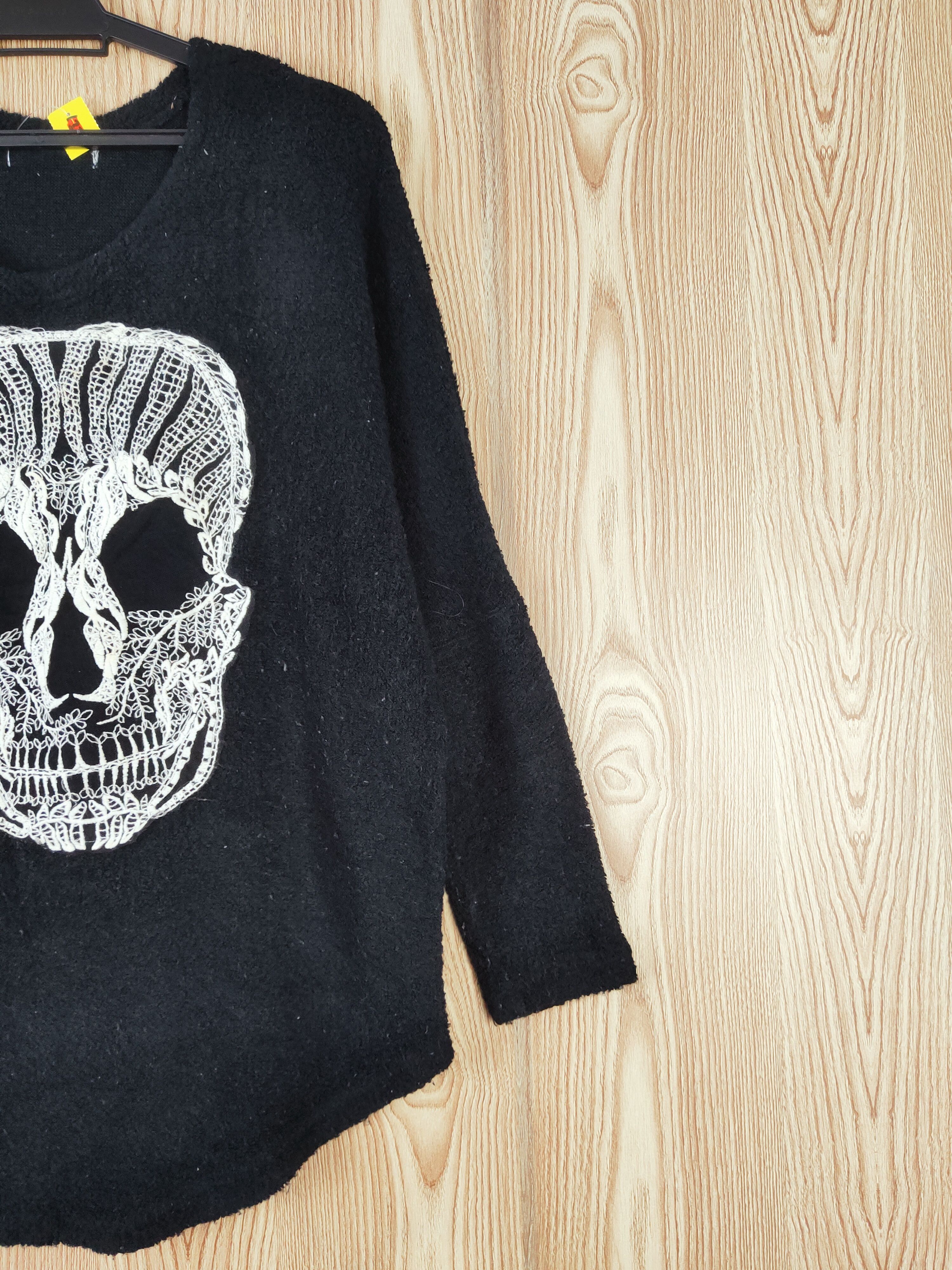 Japanese Brand Japan vintage Black Skull Knitwear Sweatshirts #W668 Size L / US 10 / IT 46 - 6 Thumbnail