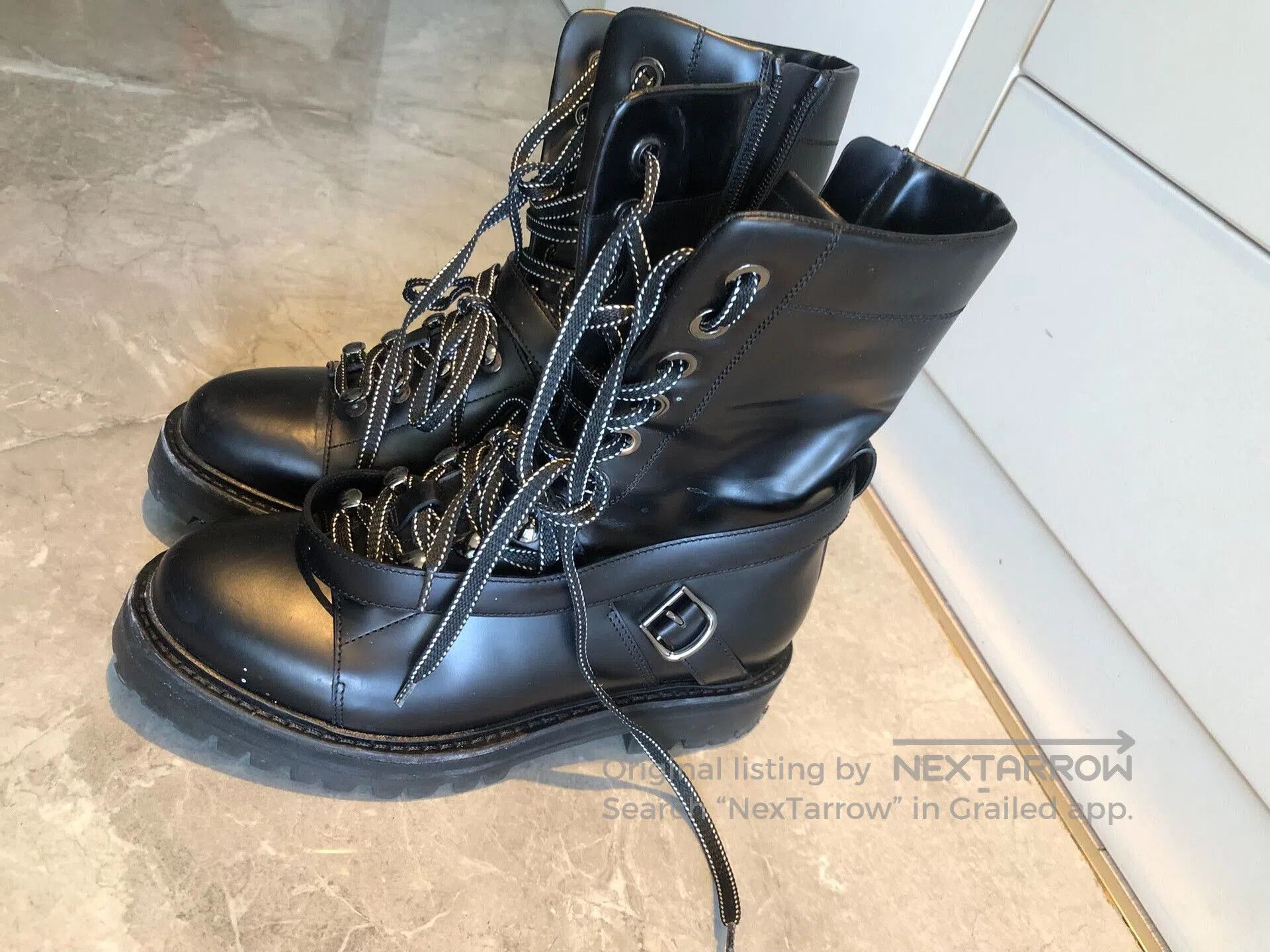 Valentino Valentino Black High. Size US 5 / IT 35 - 2 Thumbnail