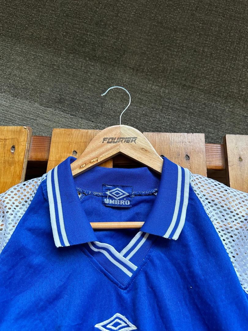 VINTAGE UMBRO MESH SLEEVE JERSEY