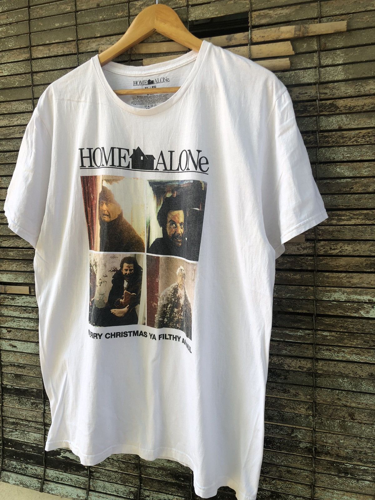 Vintage Home Alone Movie Promo Tshirt Size US XL / EU 56 / 4 - 4 Thumbnail