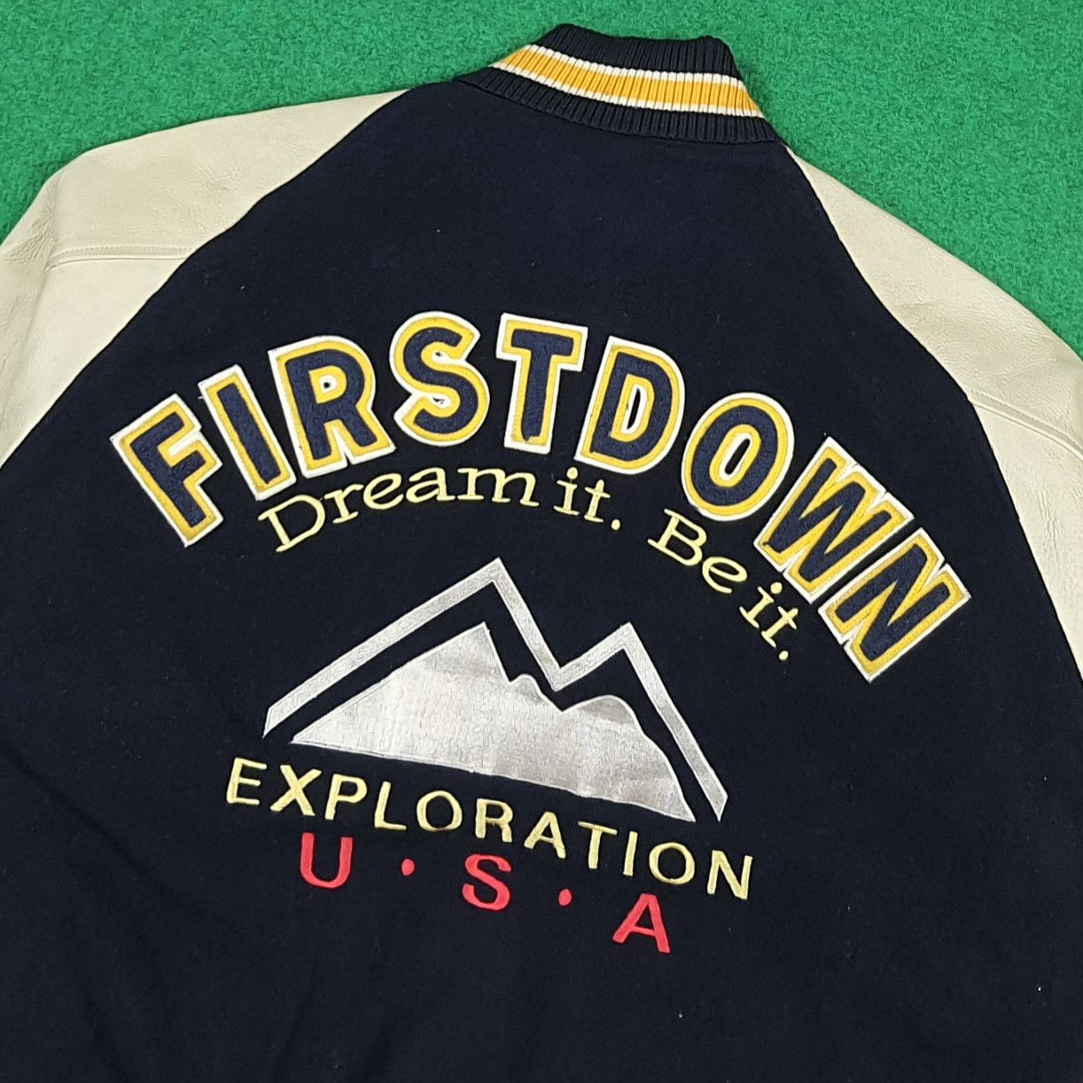 Vintage Vintage First Down Exploration USA Letterman Jacket C291N34 Size US L / EU 52-54 / 3 - 2 Thumbnail