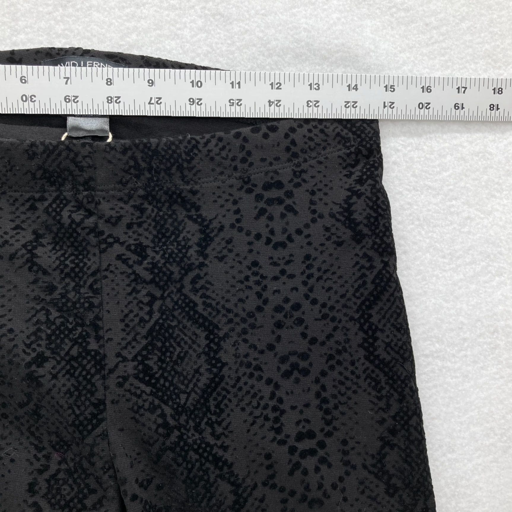 Velvet David Lerner Leggings Women's Large Black Velvet Burnout Snake Print Skinny NWT Size 36" / US 14 / IT 50 - 7 Thumbnail