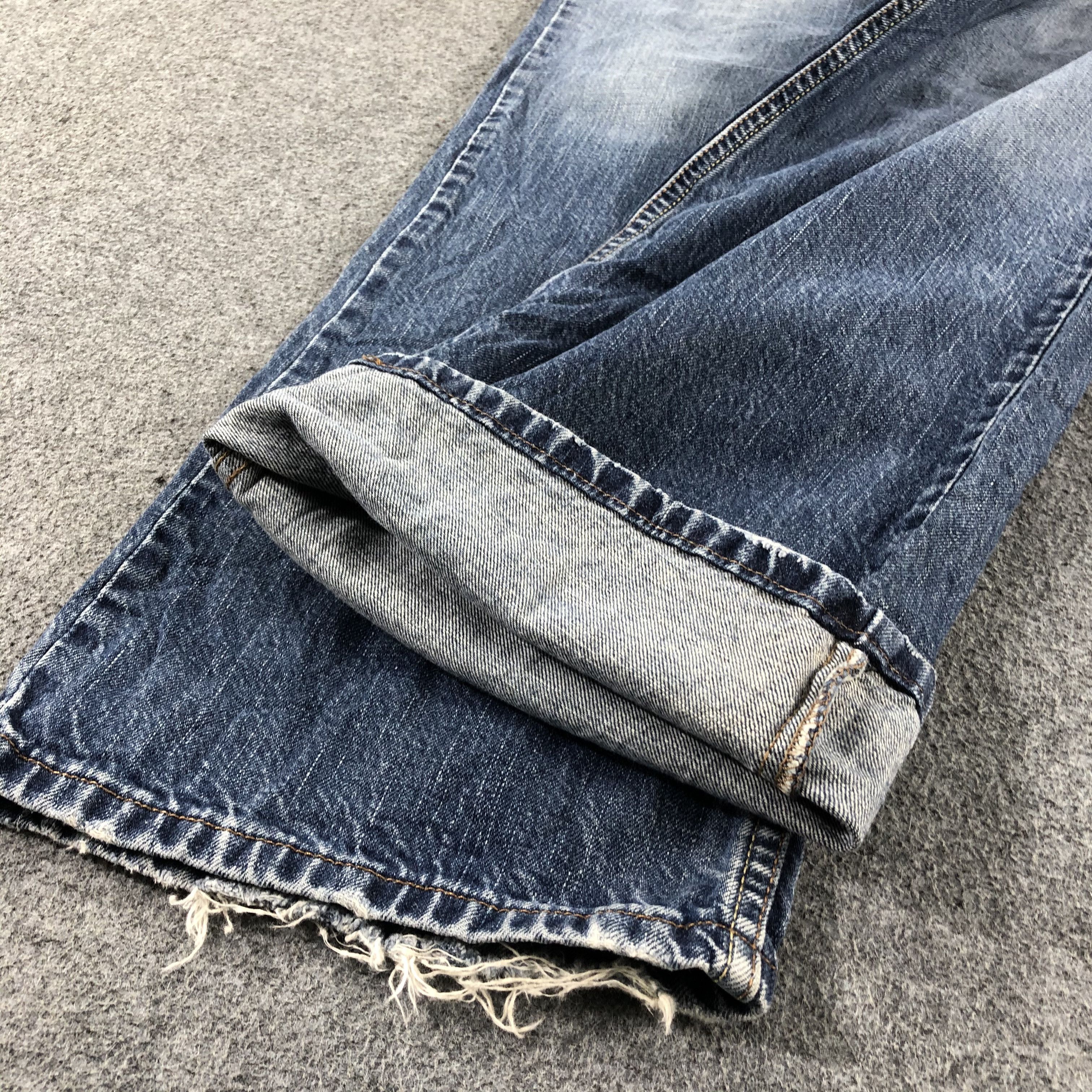 Levi's 90s Vintage Blue Wash Levis 527 Flare Jeans-J2674 Size US 34 / EU 50 - 7 Thumbnail