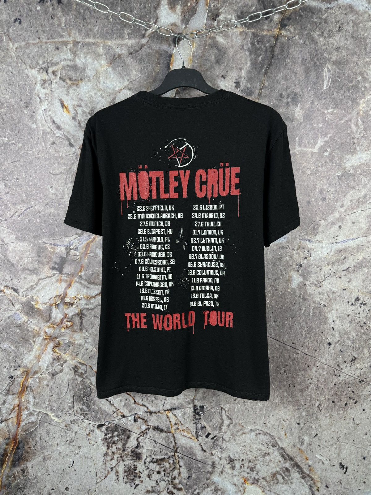 Other Men’s Motley Crue The World Tour T-Shirt Size Large Size US L / EU 52-54 / 3 - 8 Thumbnail
