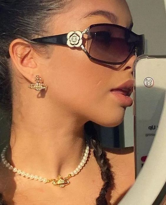 Chanel CHANEL SUNGLASSES 4164 LOGO CC Wrap Metal Vintage Iconic Size ONE SIZE - 1 Thumbnail