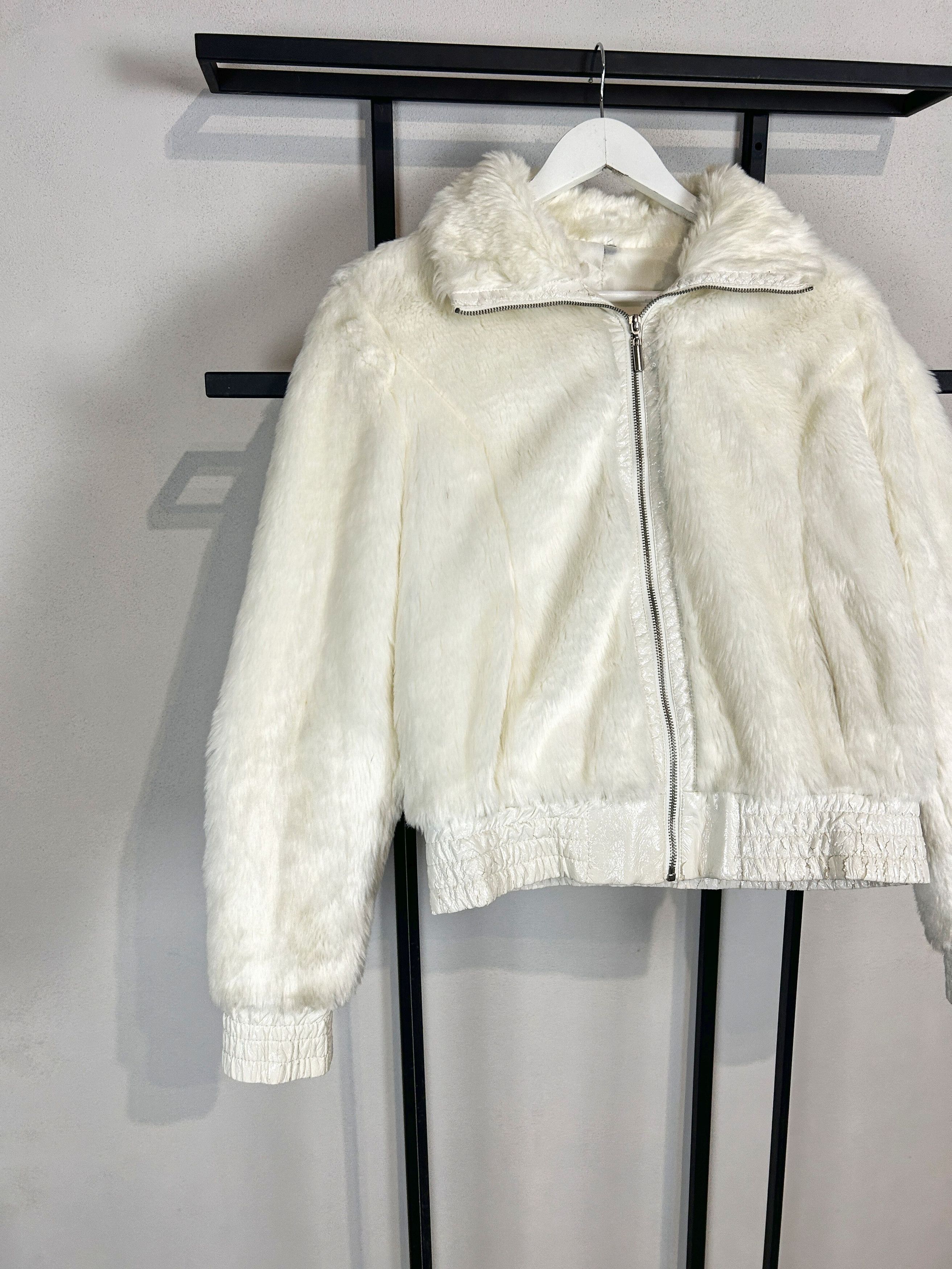 Japanese Brand Cropped Faux Fur Jacket White Soft Girl Coquette Y2K Core Size US S / EU 44-46 / 1 - 6 Thumbnail