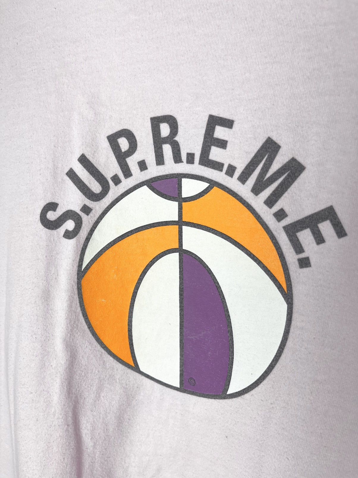Supreme Supreme League T-Shirt Light Pink SS23 Size US S / EU 44-46 / 1 - 2 Thumbnail
