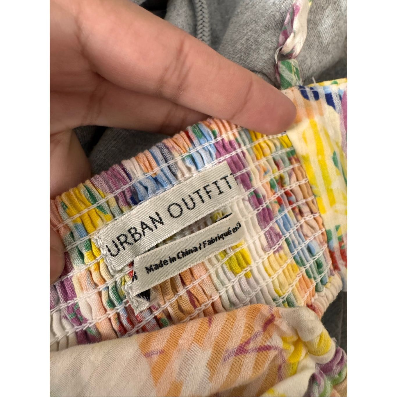 Urban Outfitters Urban Outfitters Smocked Floral Crop Top | Colorful Strappy Size M / US 6-8 / IT 42-44 - 9 Thumbnail