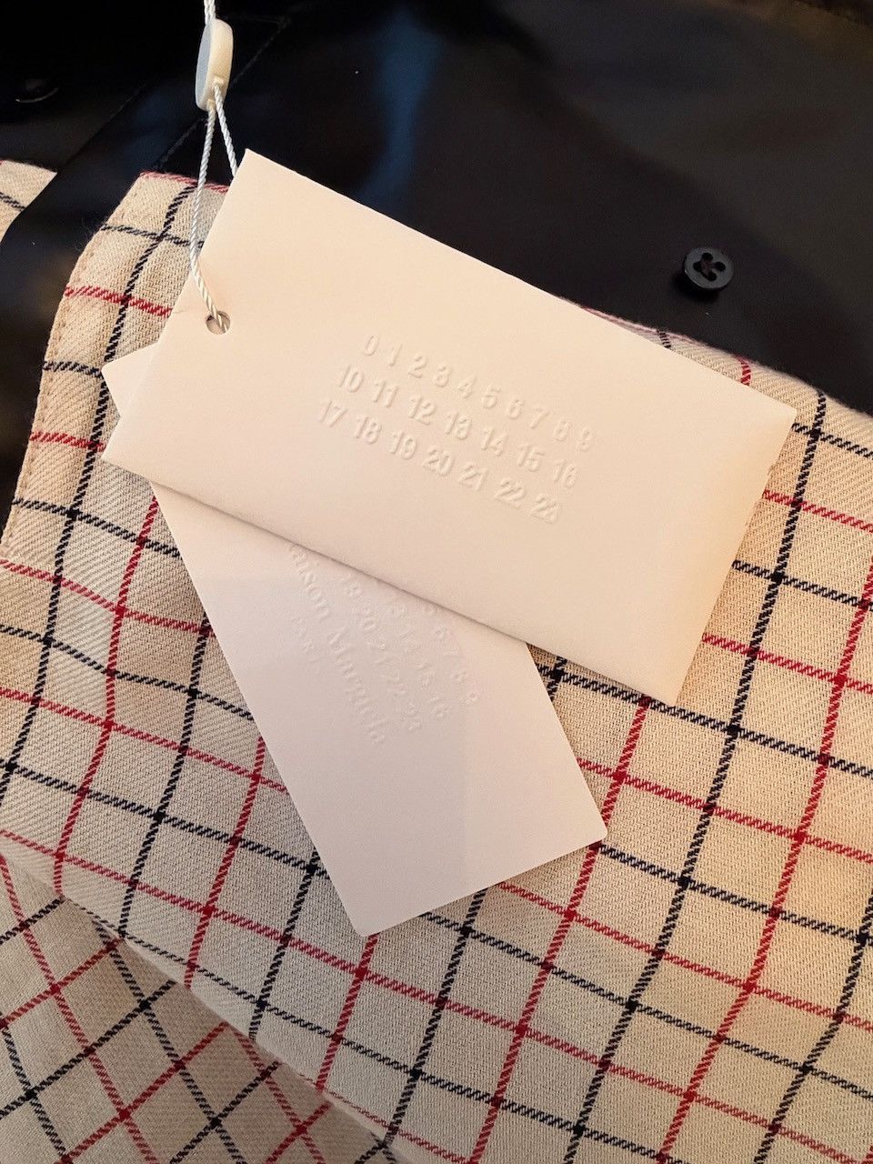 Maison Margiela NWT $2,345 Maison Margiela Men's Size 48 Poly-Coated Jacket Size US M / EU 48-50 / 2 - 13 Thumbnail
