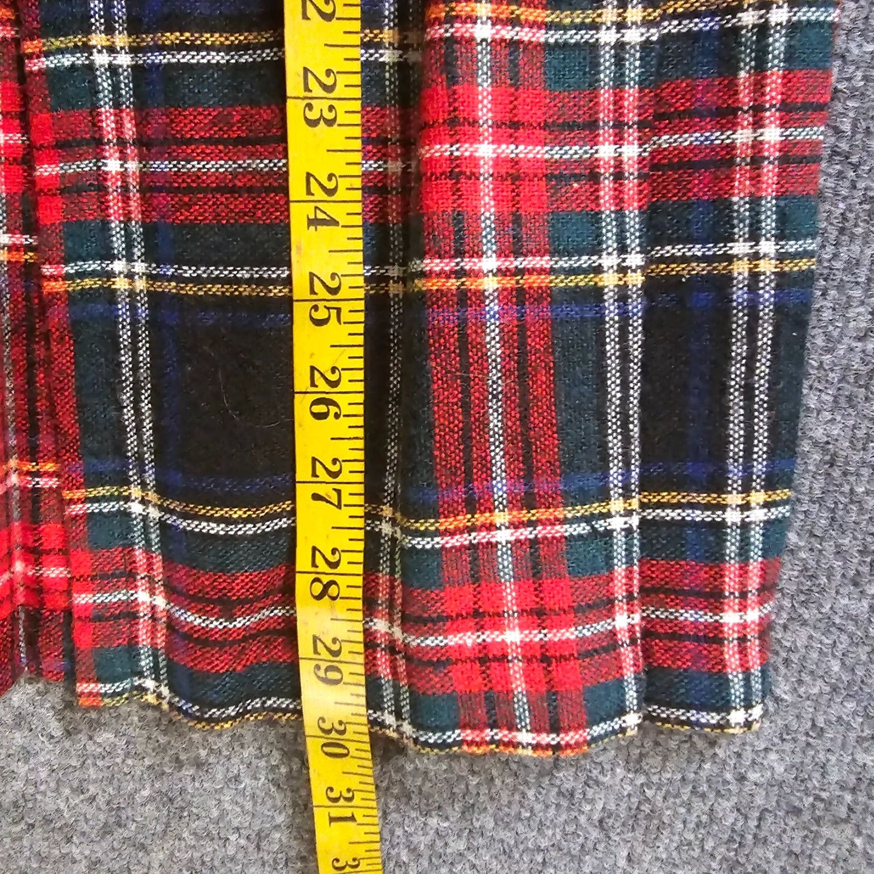 Vintage Vintage Skirt Womens Small Red Plaid Tartan Wool Wrap Midi Pleated Accents Size 28" / US 6 / IT 42 - 7 Thumbnail