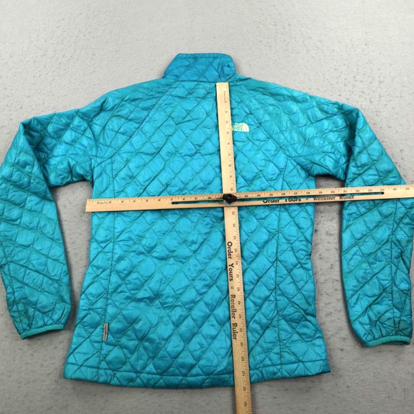 The North Face Item Specifications: Brand: Nike Size S / US 4 / IT 40 - 7 Thumbnail