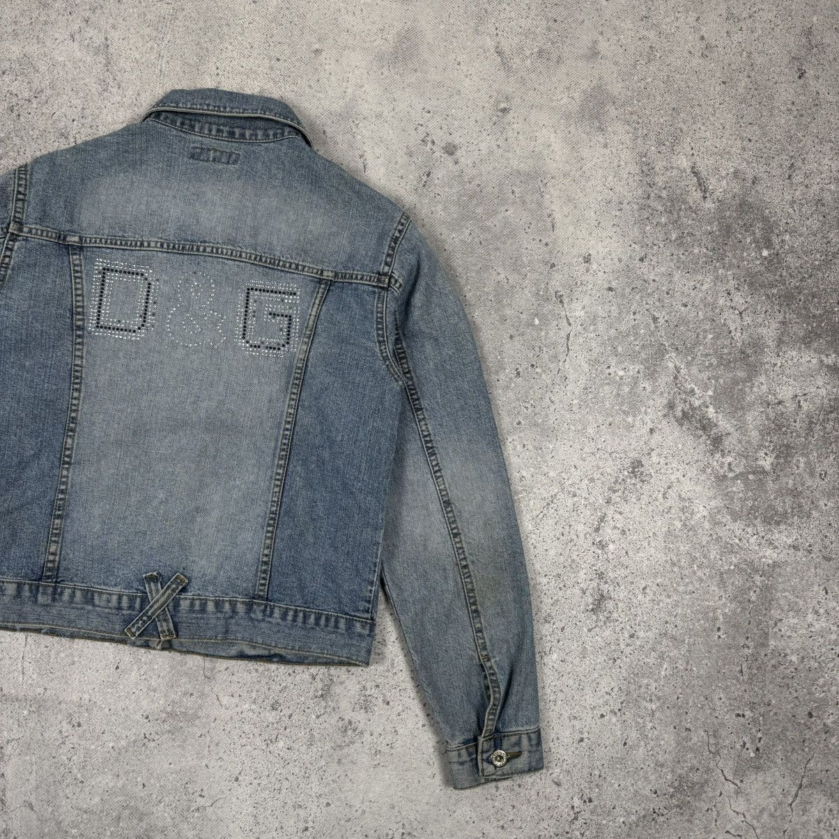 Dolce & Gabbana × Vintage Vintage Dolce & Gabbana Y2K Big Logo Washed Denim Jacket Size M / US 6-8 / IT 42-44 - 9 Thumbnail