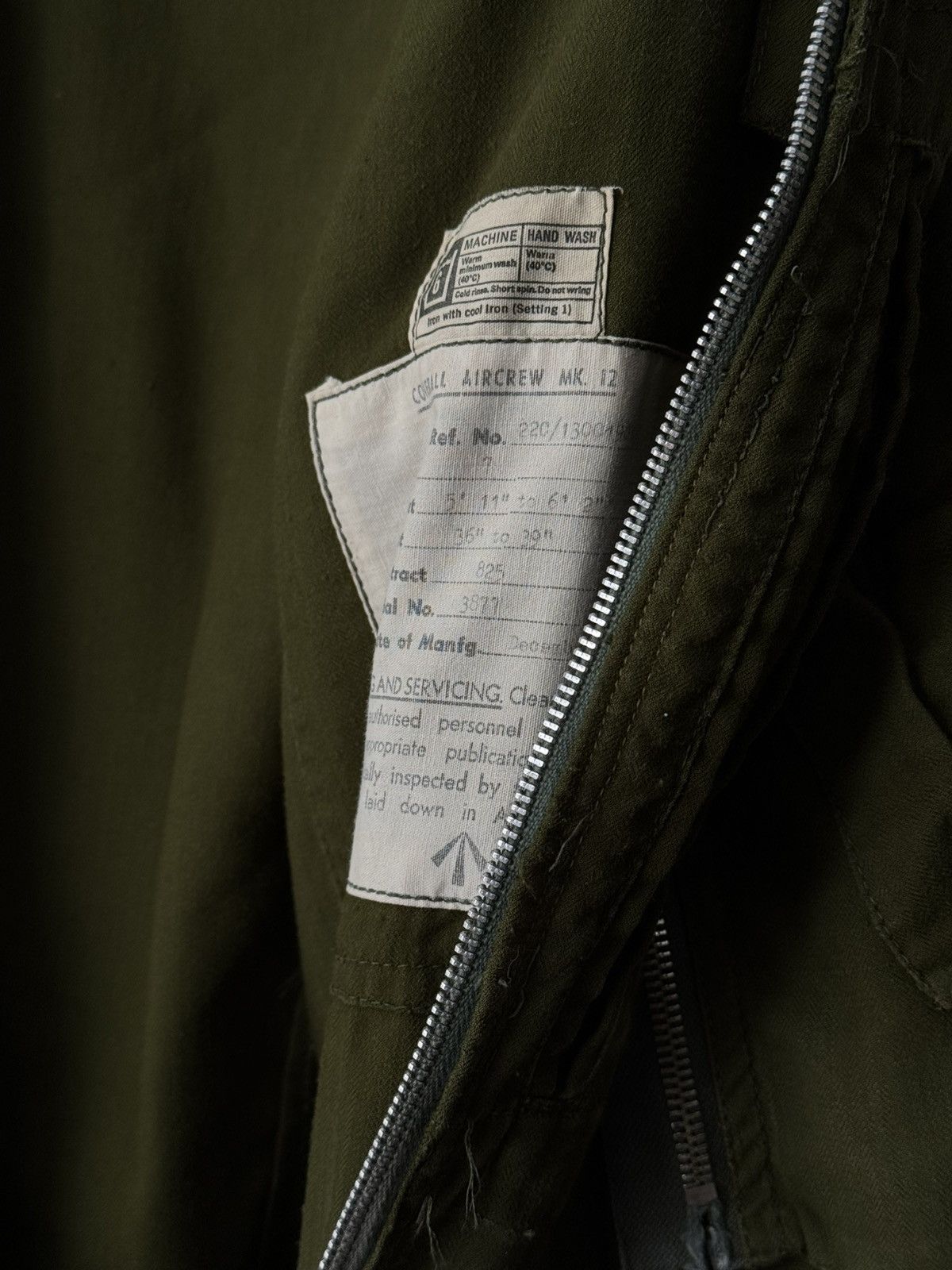 Vintage Vintage 1971 Dated British RAF MK12 Flying Coveralls Size US 32 / EU 48 - 9 Thumbnail