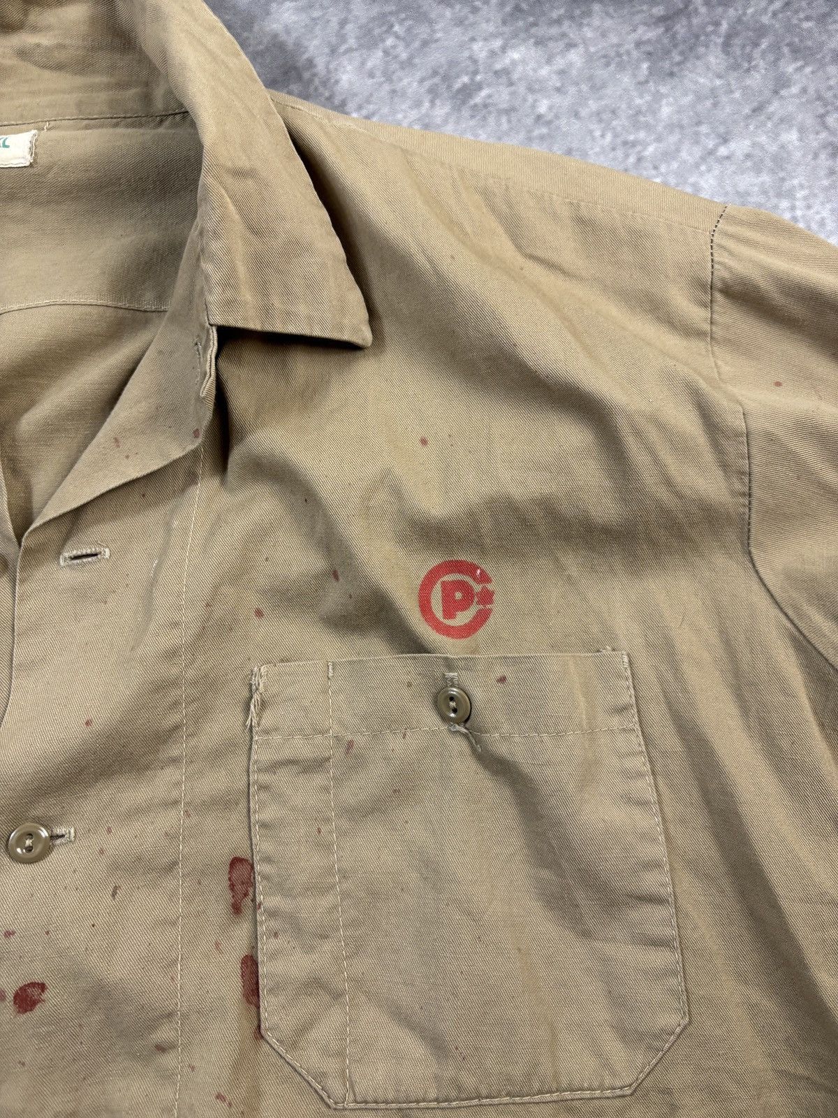 Vintage Vintage Work Shirt Blood Splatter Thrashed CP Rail Moleskin Size US XL / EU 56 / 4 - 4 Thumbnail