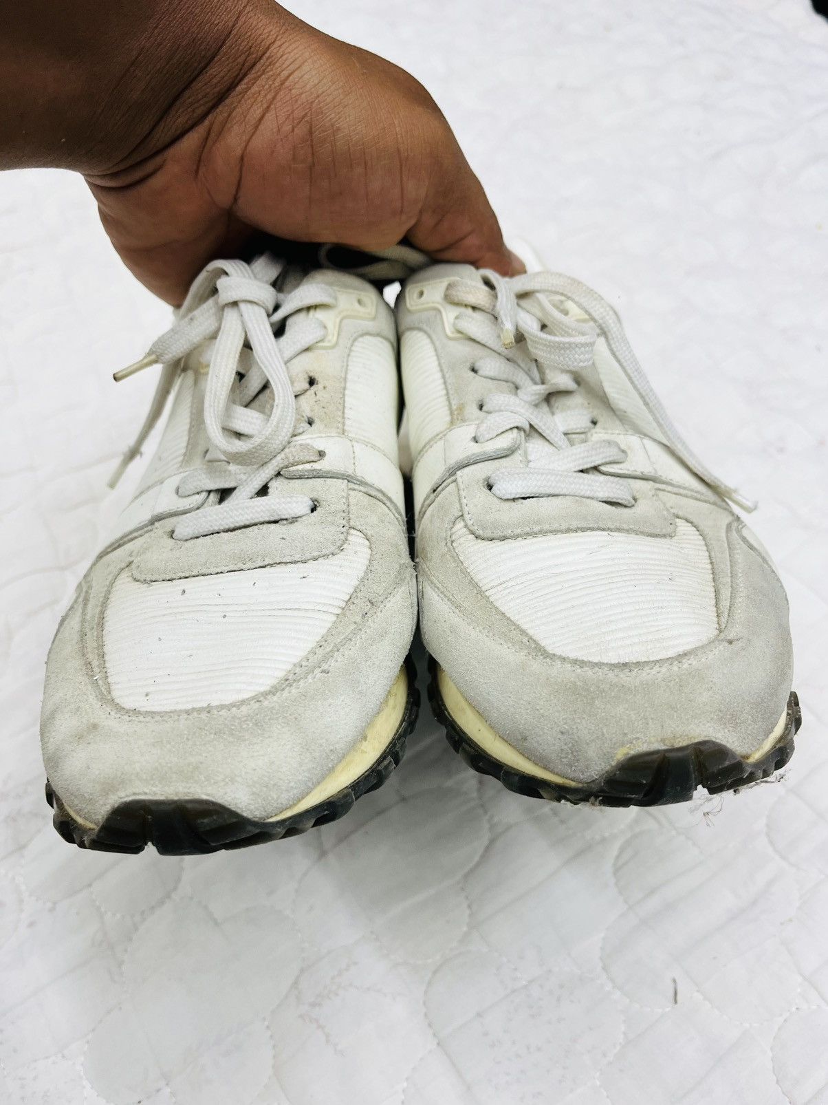 Louis Vuitton LOUIS VUITTON RUNAWAY LEATHER TRAINERS Size US 6 / IT 36 - 4 Thumbnail