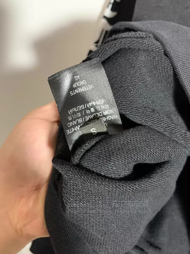 Vetements Vetements Hoodie Size US S / EU 44-46 / 1 - 9 Thumbnail