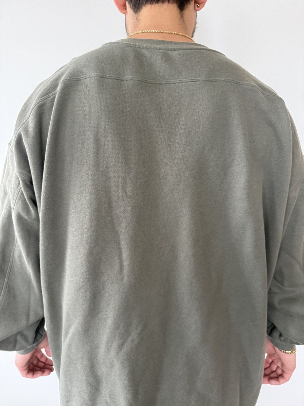 Lululemon Lululemon Crewneck Size US L / EU 52-54 / 3 - 2 Thumbnail
