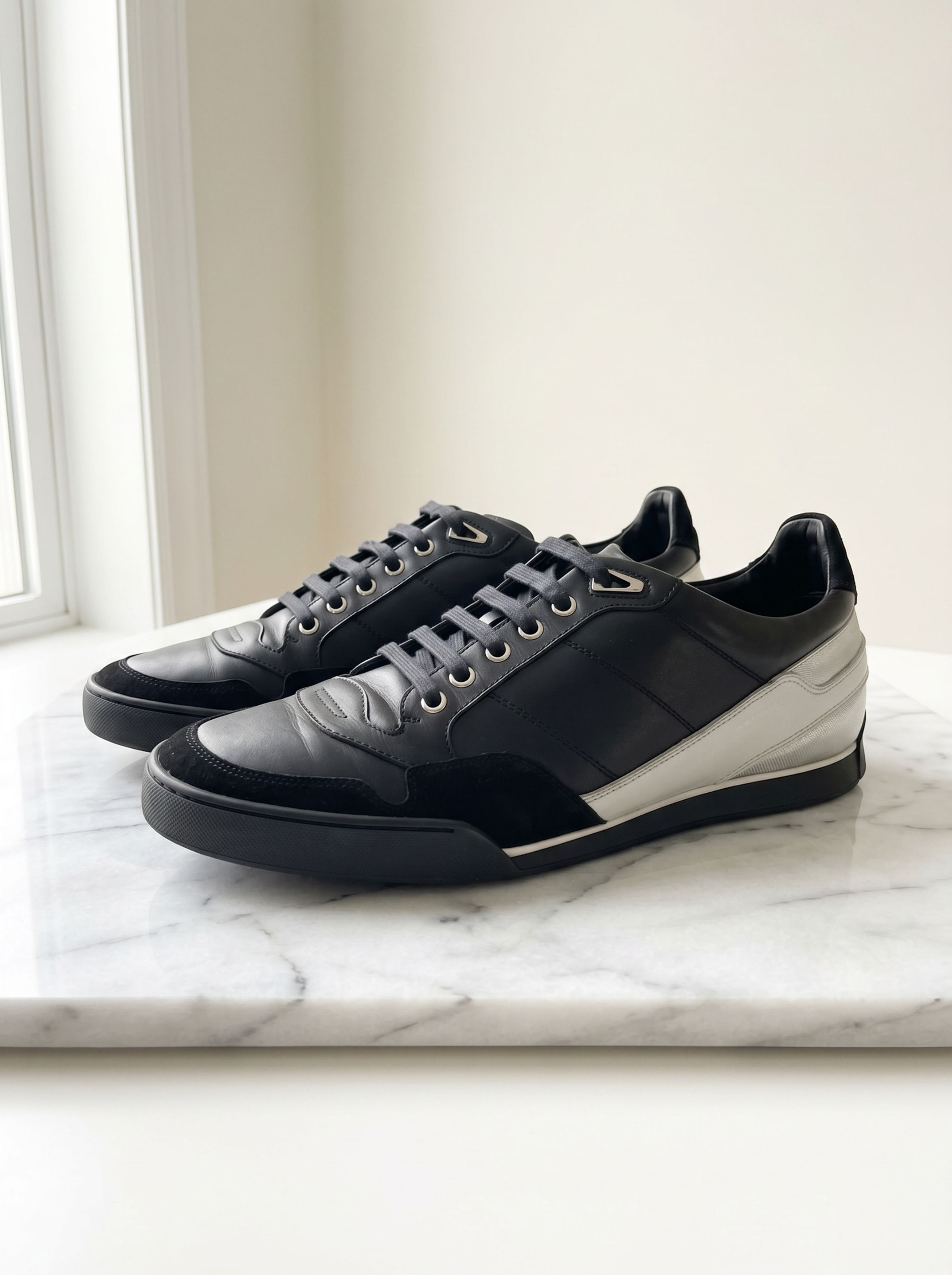Dior Dior Homme Micro Sole Sneaker Black White EU43 / US10 Size US 9.5 / EU 42-43 - 1 Thumbnail