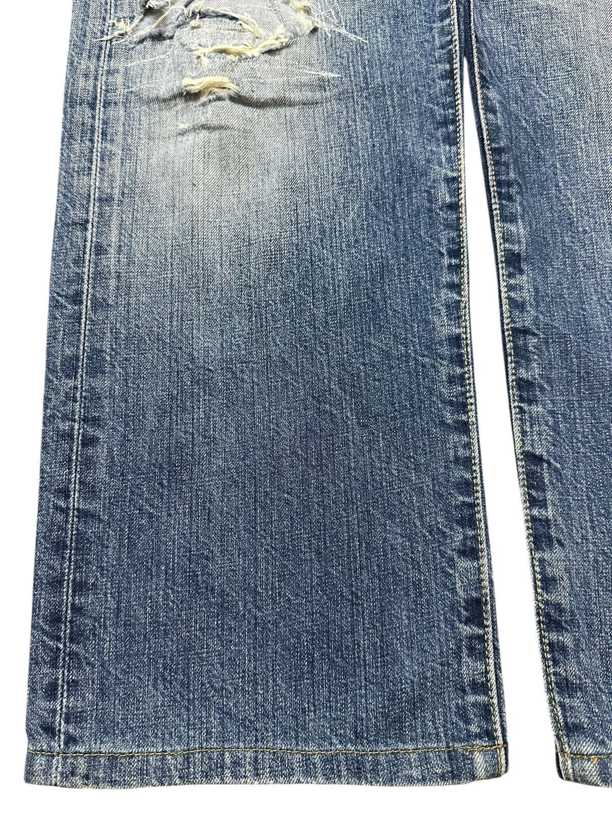 Levi's Vintage 90s Levis 501 Faded Wash Distressed Baggy Jeans Size US 33 - 7 Thumbnail