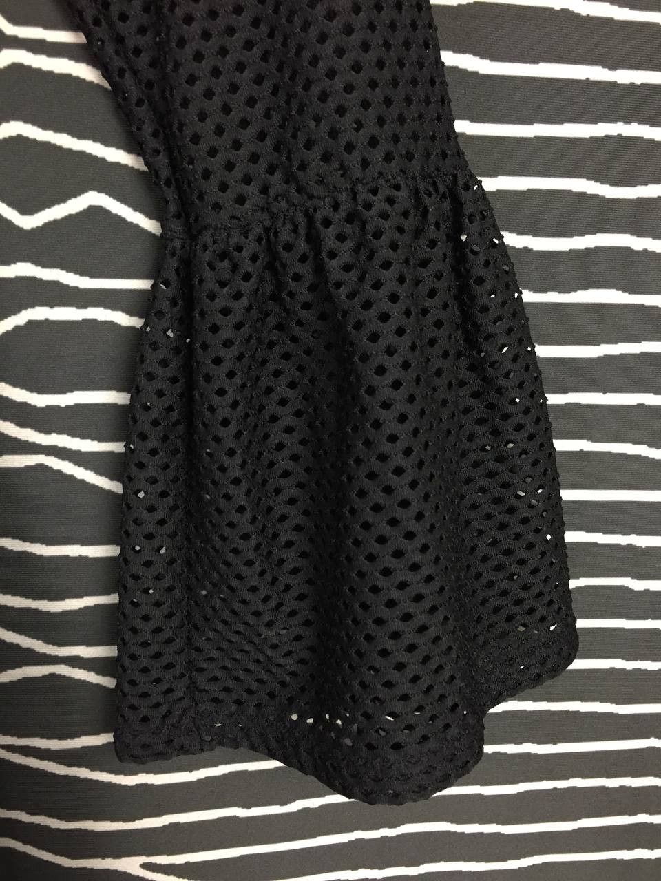 Calvin Klein Calvin Klein Mesh Bell Sleeve Tunic Cover Dress Size S / US 4 / IT 40 - 6 Thumbnail