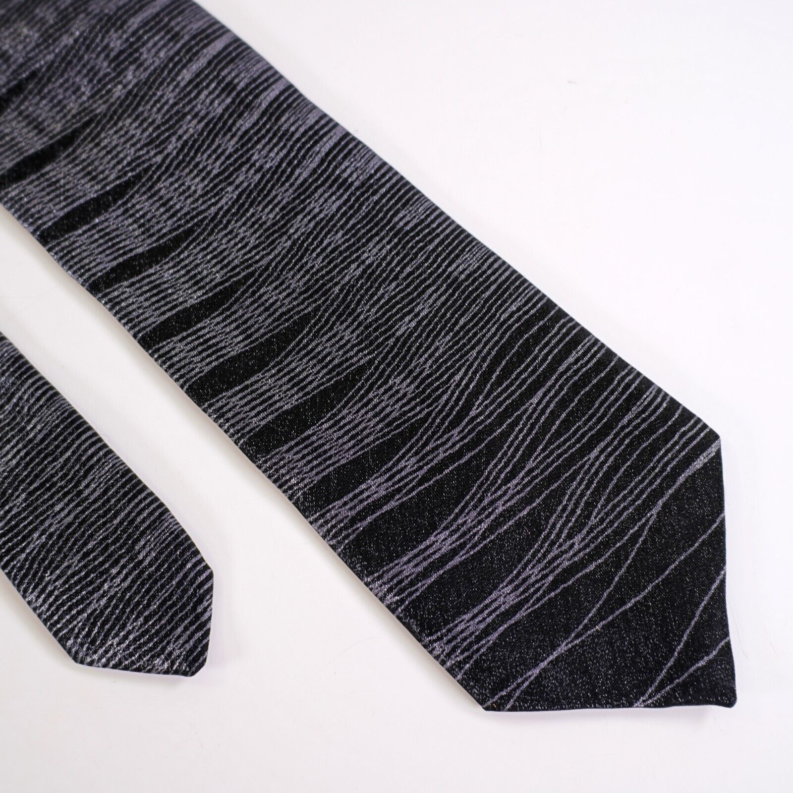 Elliott Peter Elliott Abstract Black Silver Print Silk Tie Size ONE SIZE - 1 Thumbnail
