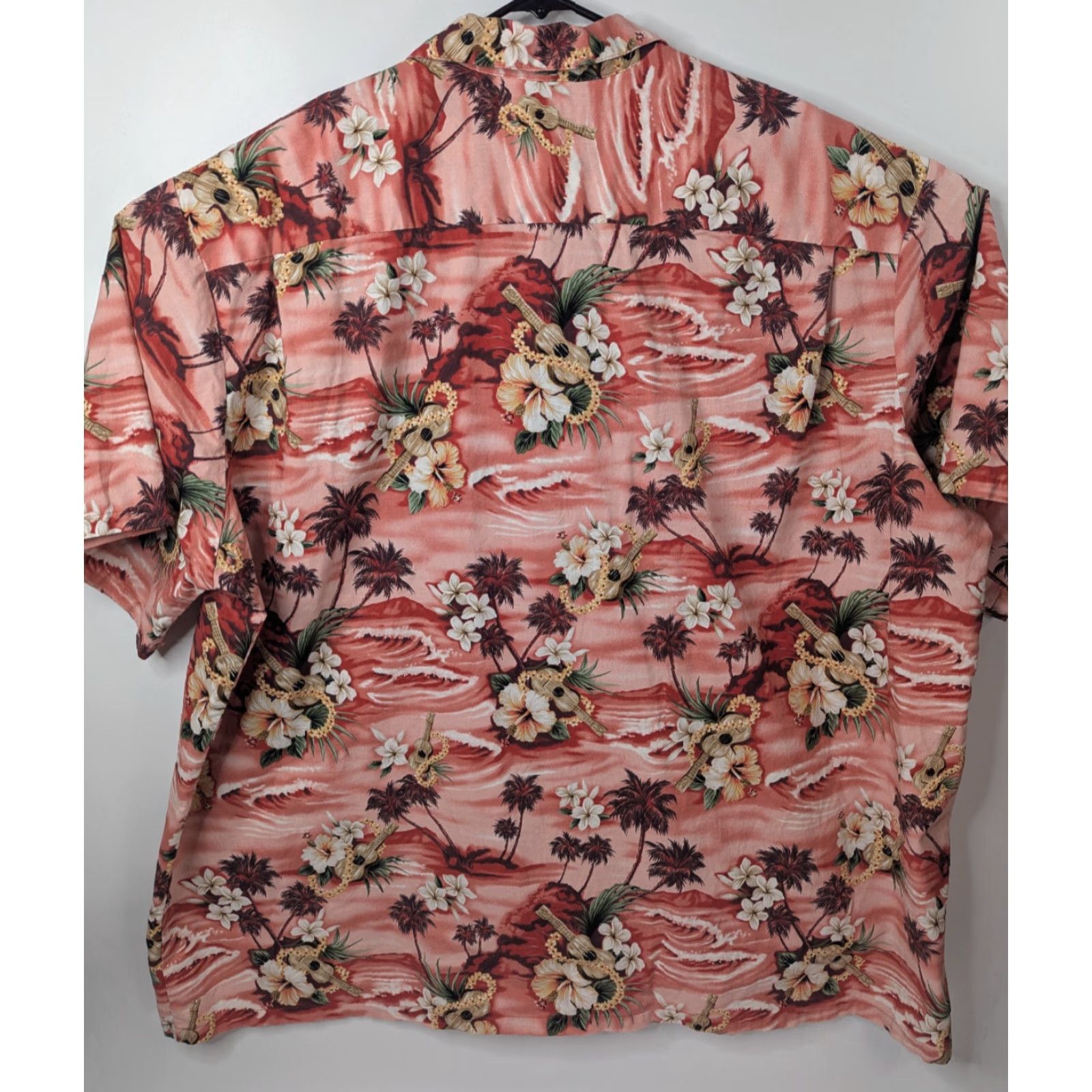 Hilo Hattie VINTAGE Hilo Hattie Hawaiian Shirt Mens 5XL Pink Floral Short Sleeve Button-Up Beach Surf Camp Mens Size US XXL / EU 58 / 5 - 2 Thumbnail