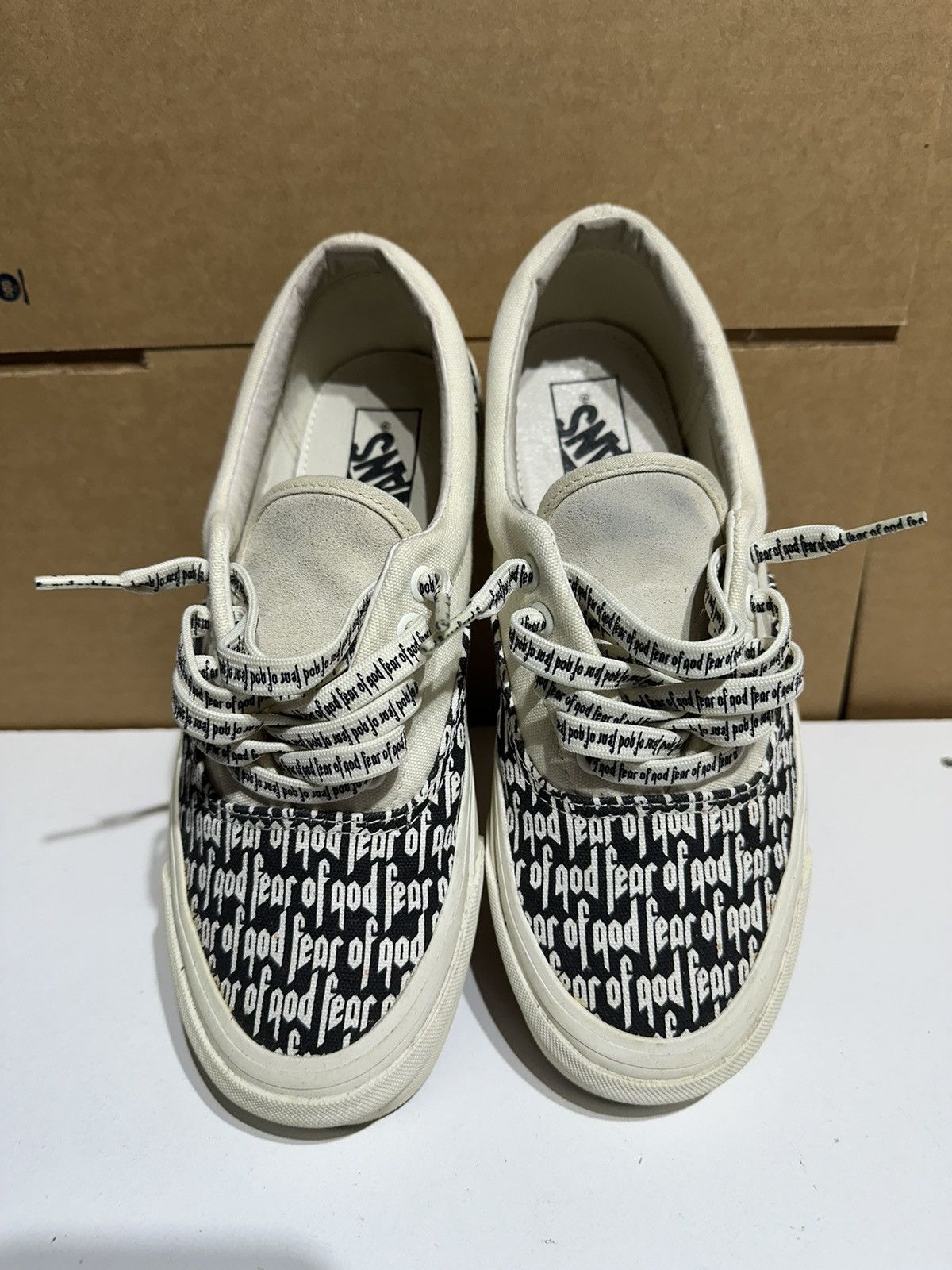 Fear of God × Vans Fear of God x Vans Era 95 DX White Black 1.0 Size US 7 / EU 40 - 2 Thumbnail