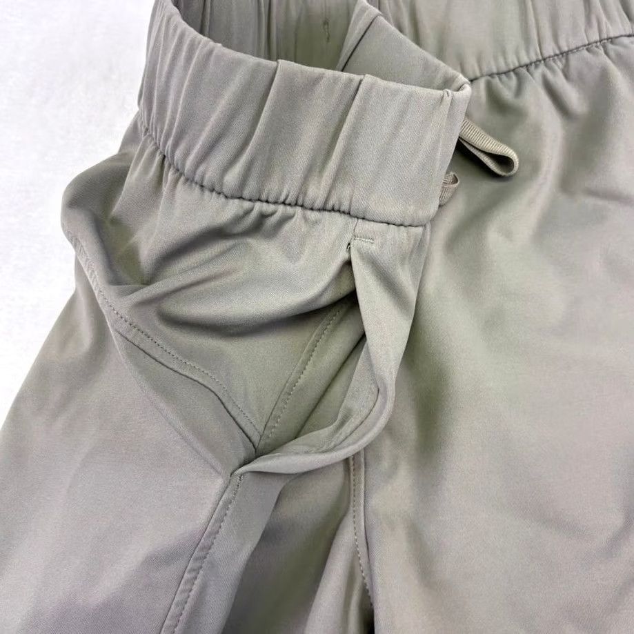 Vintage Willit Women's 2.5 Inch Running Shorts Sage Green XS Size 26" / US 2 / IT 38 - 2 Thumbnail