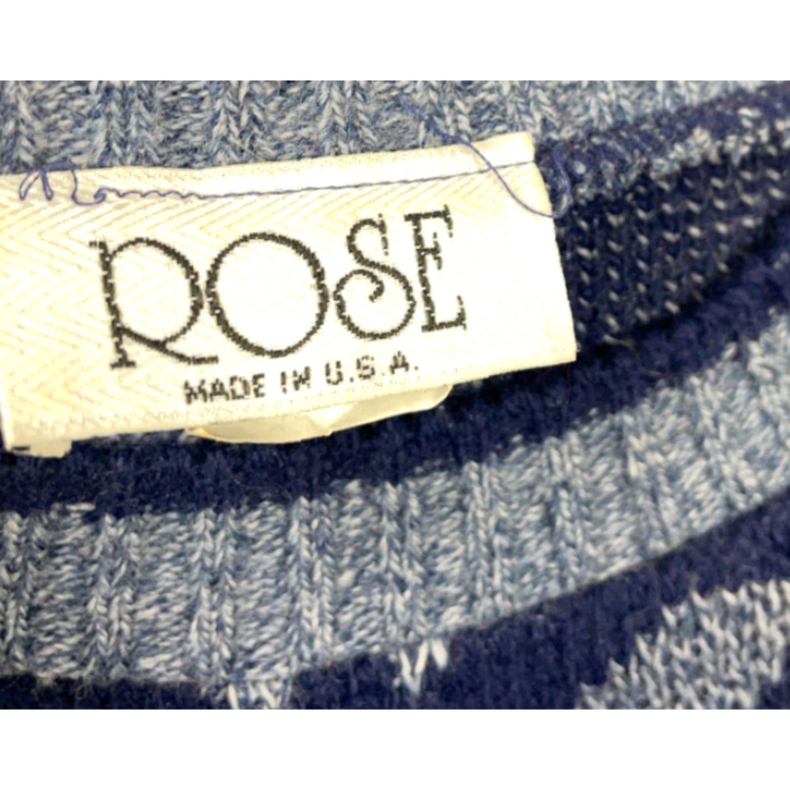 Vintage VINTAGE Rose Sweater Women M Blue Geometric Snowflake All-Over Pullover 90s USA Made Womens Size M / US 6-8 / IT 42-44 - 4 Thumbnail