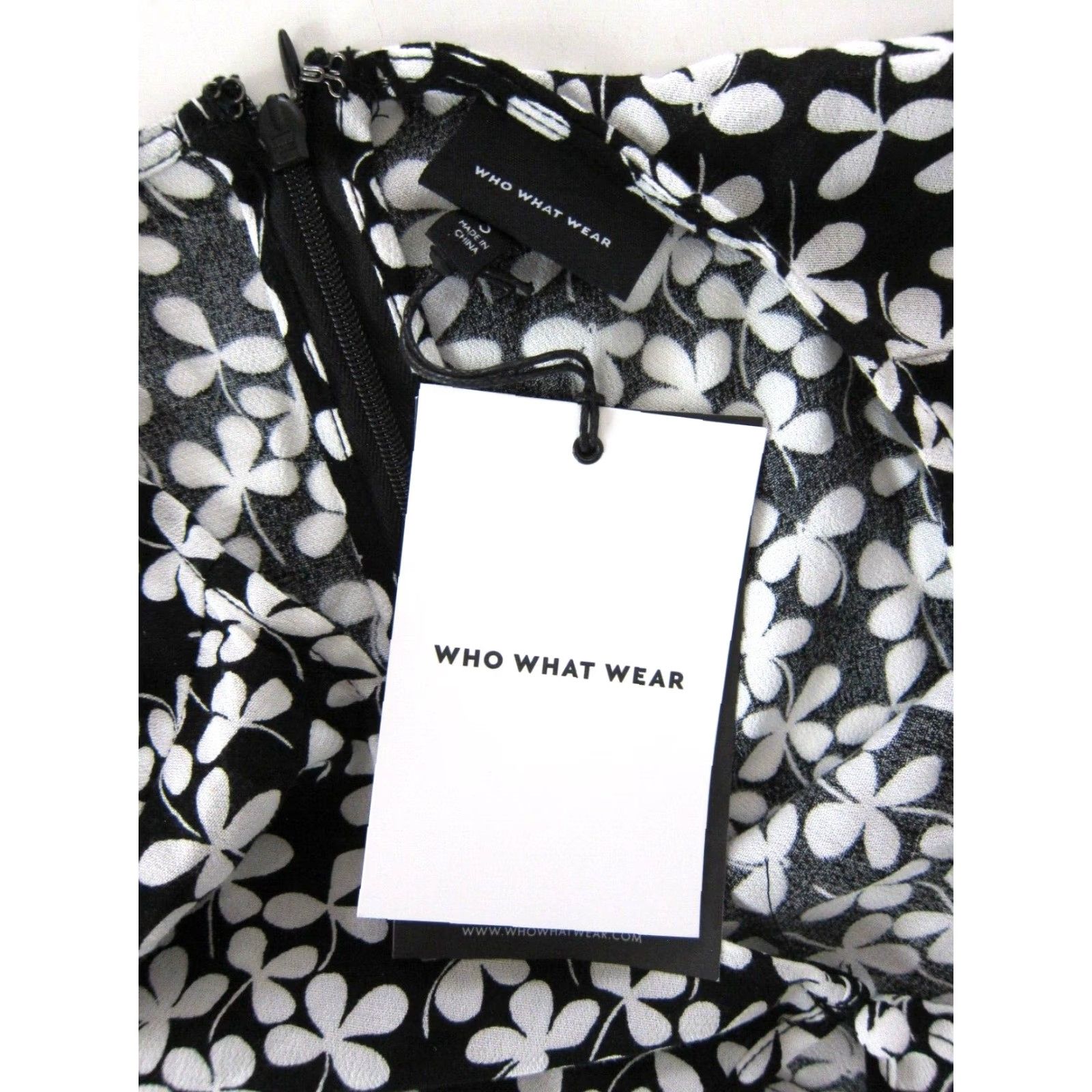 Vintage NWT Who What Wear Rayon Black White Clover Leaf Floral Short Jumpsuit Women S Size 28" / US 6 / IT 42 - 3 Thumbnail