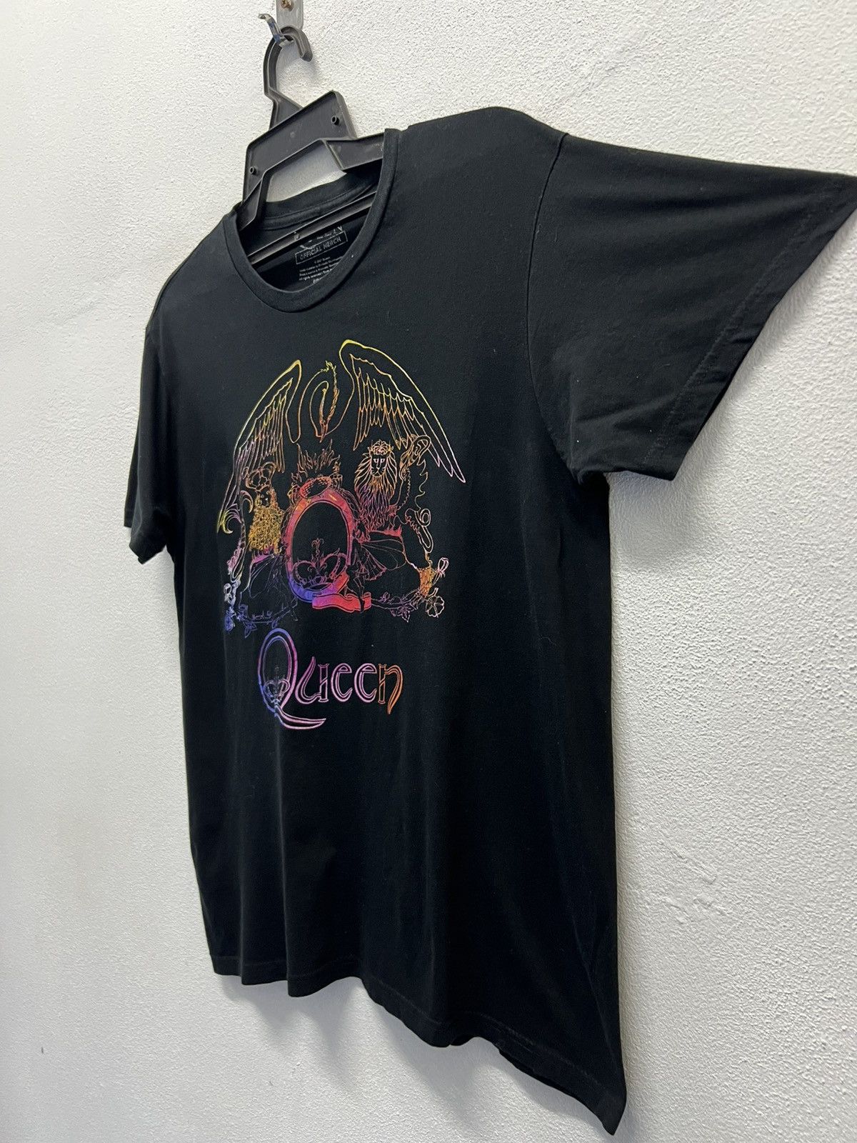 Band Tees QUEEN OFFICIAL MERCH SHIRT Size US M / EU 48-50 / 2 - 4 Thumbnail