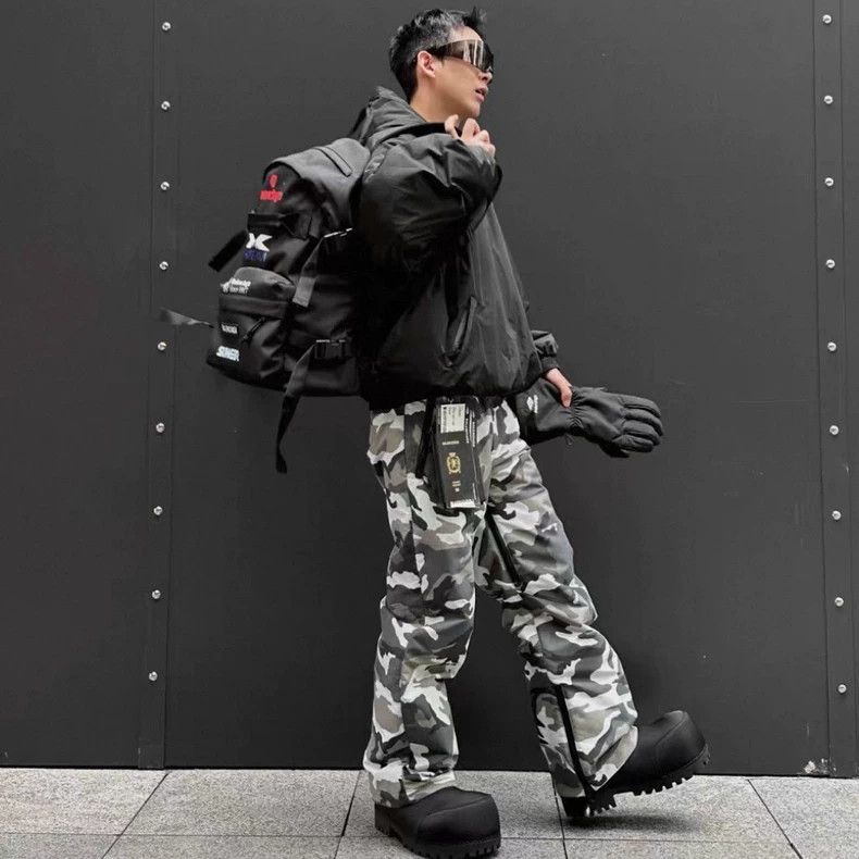 Balenciaga Balenciaga Camouflage Waterproof Windproof Straight Ski Pa Size US 28 / EU 44 - 8 Thumbnail