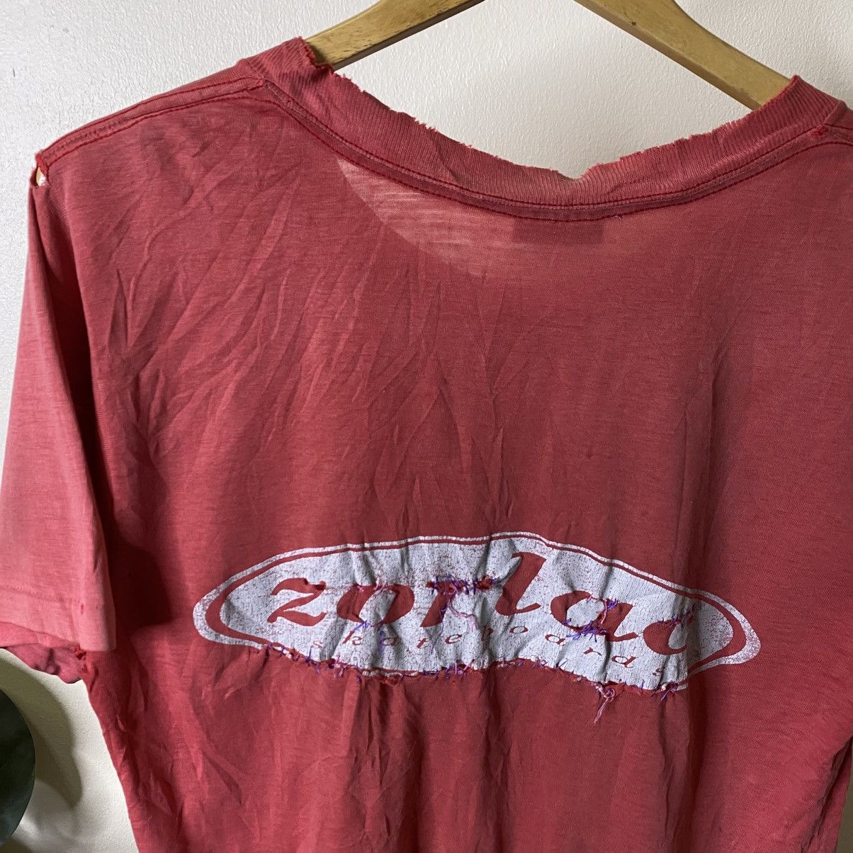 Vintage 1990s Zorlac Skateboard Distressed Sunfaded T Shirt Size US S / EU 44-46 / 1 - 3 Thumbnail