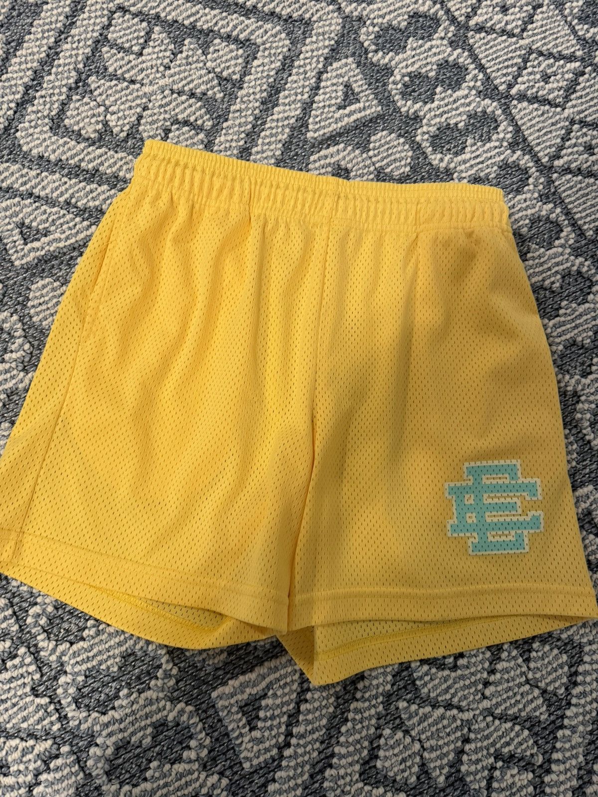 Eric Emanuel Yellow Eric Emmanuel shorts Size US 34 / EU 50 - 1 Thumbnail