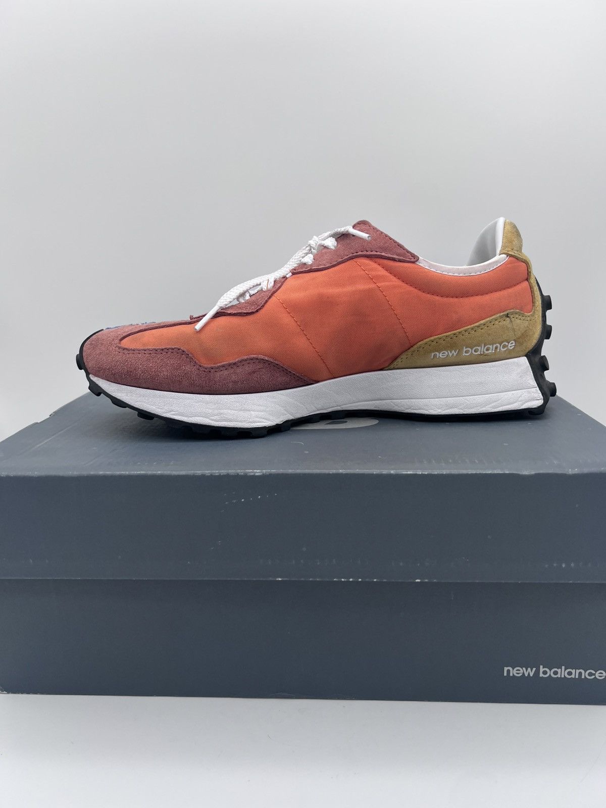 New Balance New Balance 327 Blue Orange Men’s Size 9.5 MS327LAA Size US 9.5 / EU 42-43 - 6 Thumbnail