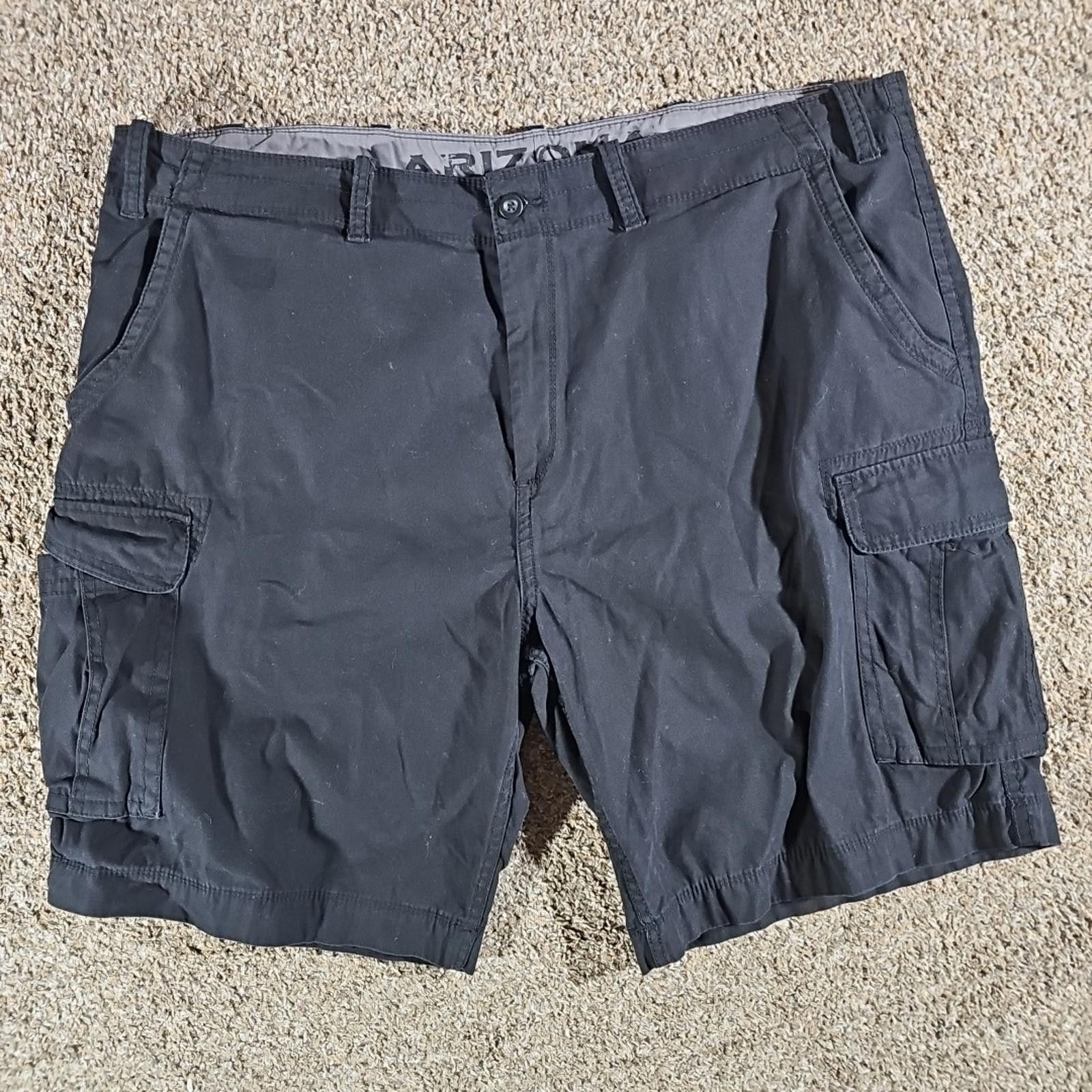Arizona Jean Co. Arizona Jeans Sz 48 Black Cargo Shorts Size US 44 / EU 60 - 1 Thumbnail
