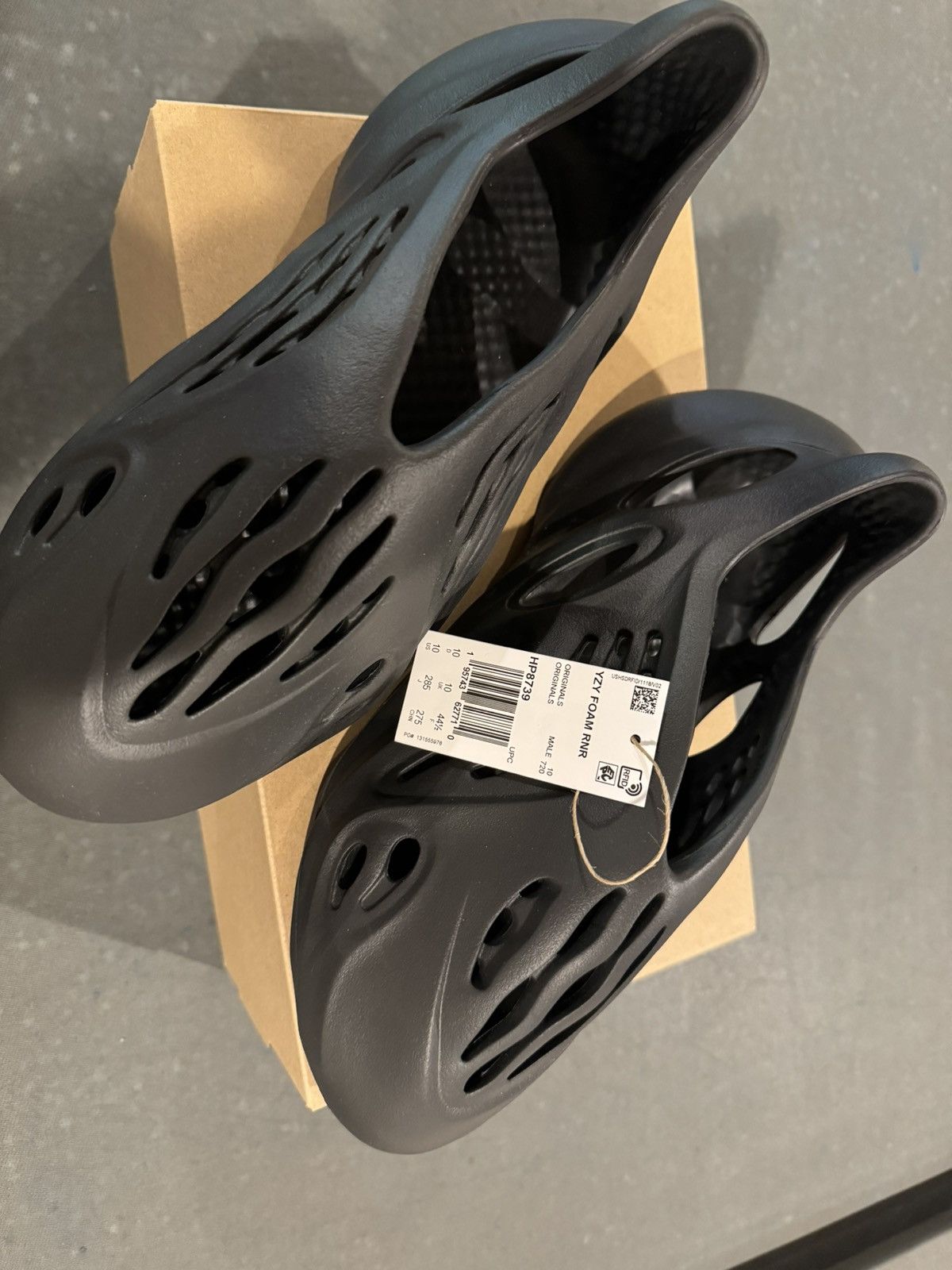 yeezy slide kanye west