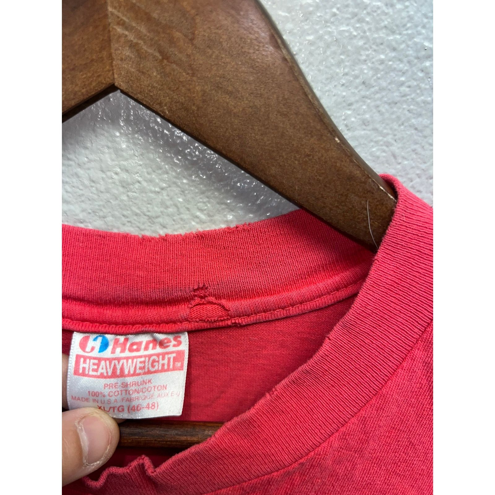Hanes Vintage Hanes Red Blank Shirt Heavyweight USA Made Tee 90s L Size US L / EU 52-54 / 3 - 6 Thumbnail