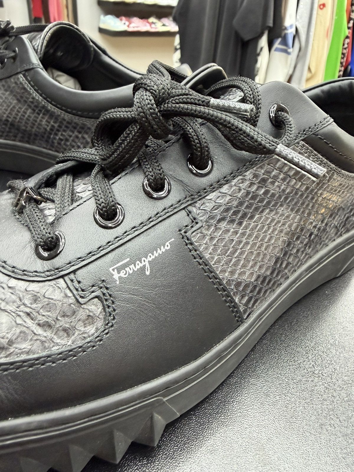 Salvatore Ferragamo Size 8.5 - Salvatore Ferragamo Black Animal Print Size US 8.5 / EU 41-42 - 11 Thumbnail