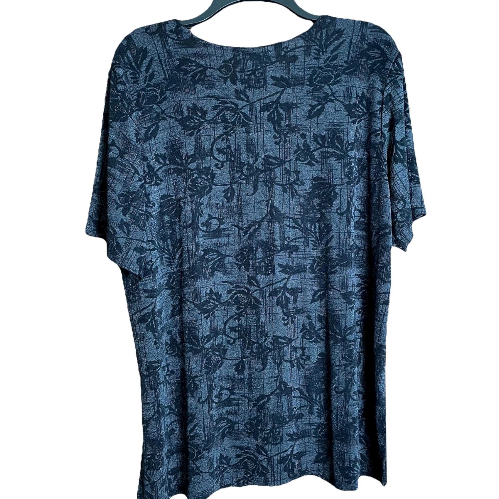 Vintage VINTAGE Fashion Bug Blouse Shirt Women XL Gray Black Floral Short Sleeve Round Neck Pullover Knit Polyester Size XL / US 12-14 / IT 48-50 - 5 Thumbnail